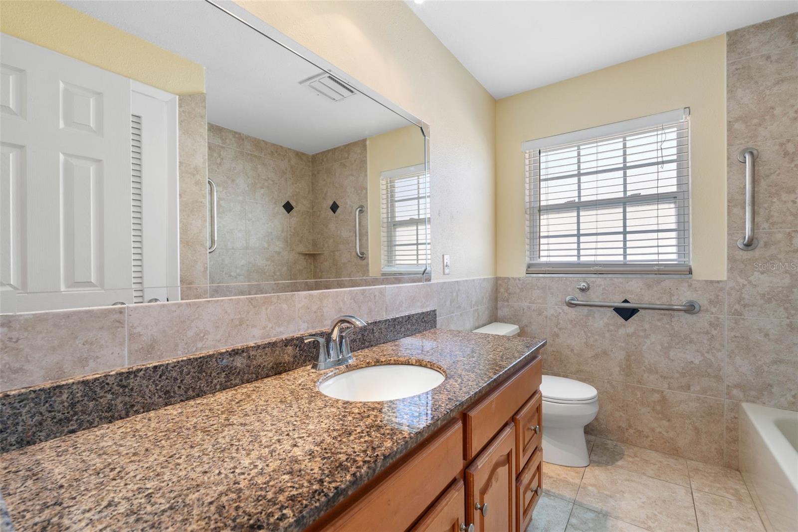 14331 APACHE AVE — photo 34