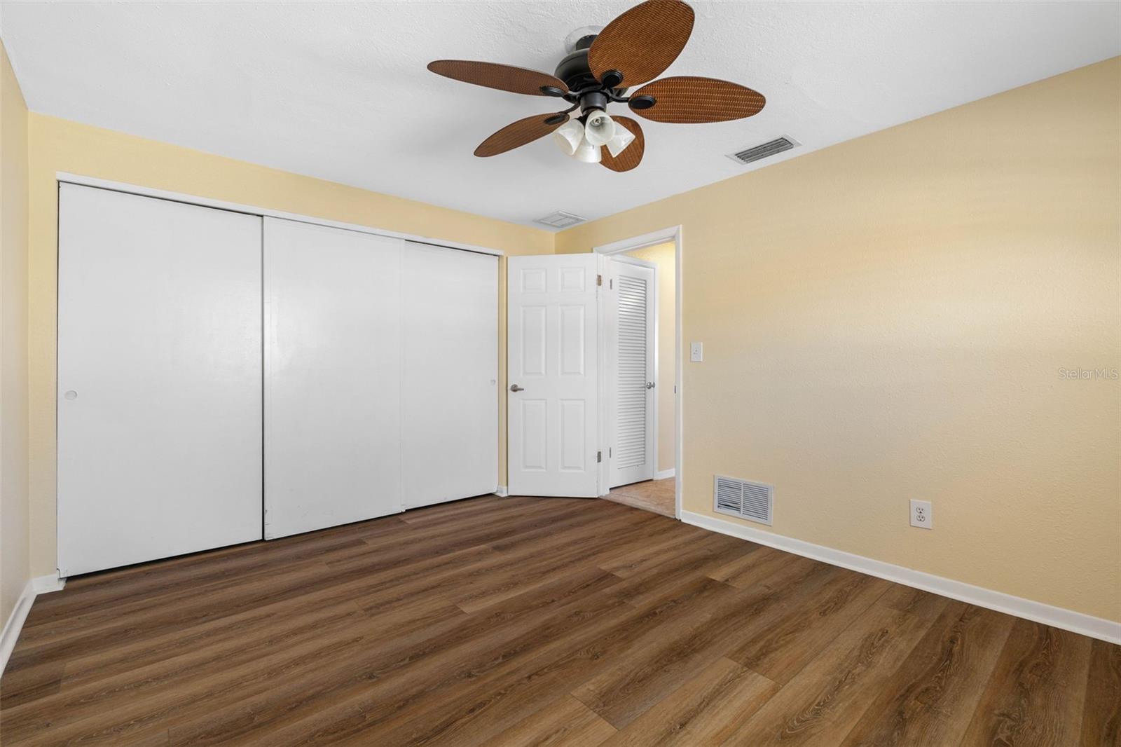 14331 APACHE AVE — photo 32