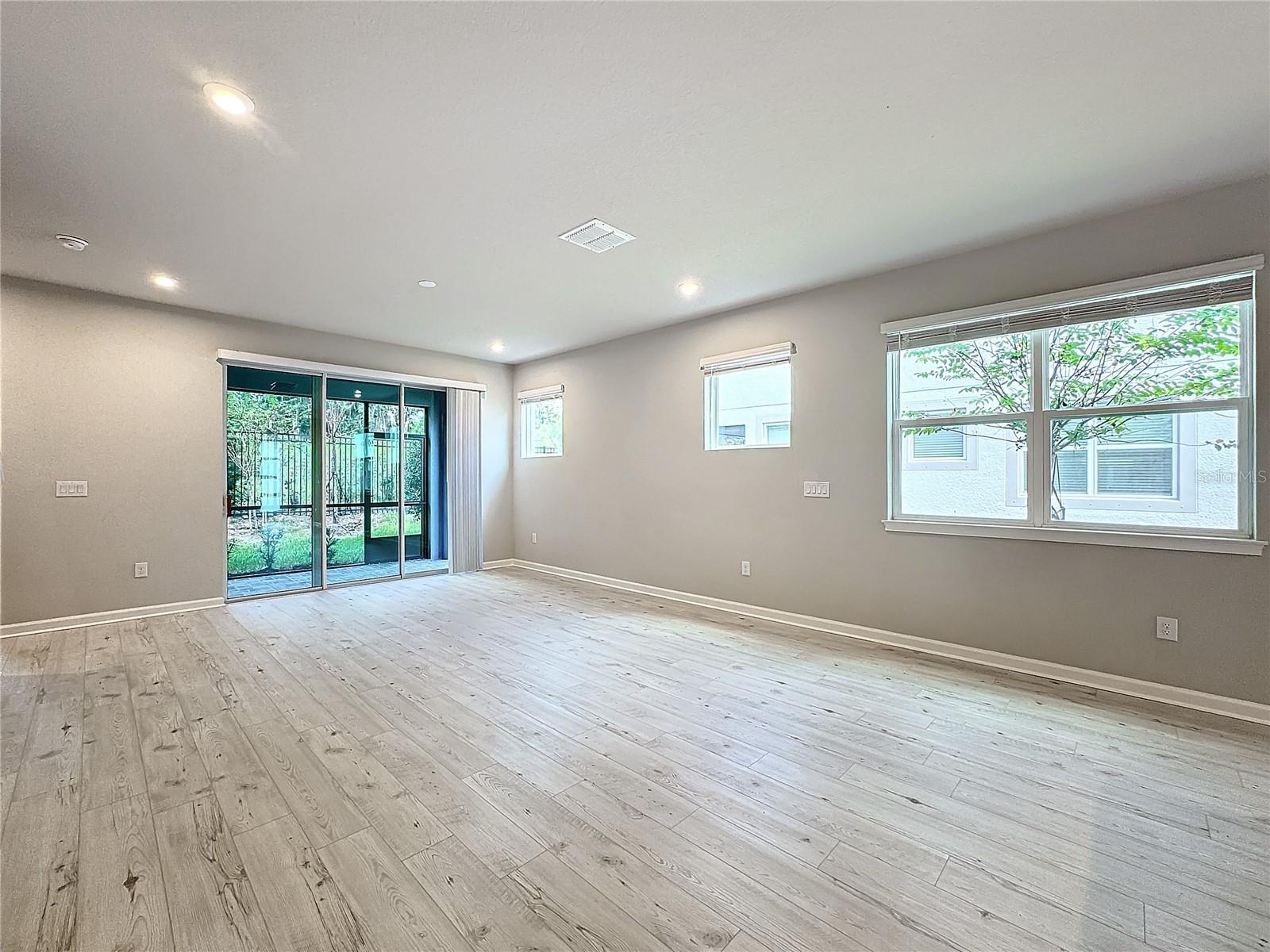 1158 CREEK VALLEY CT — photo 7