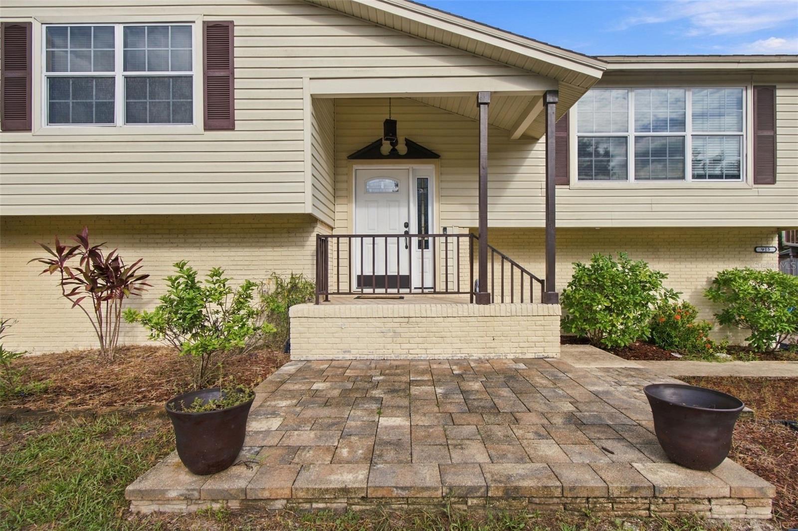 915 LYNNLEA LN — photo 10