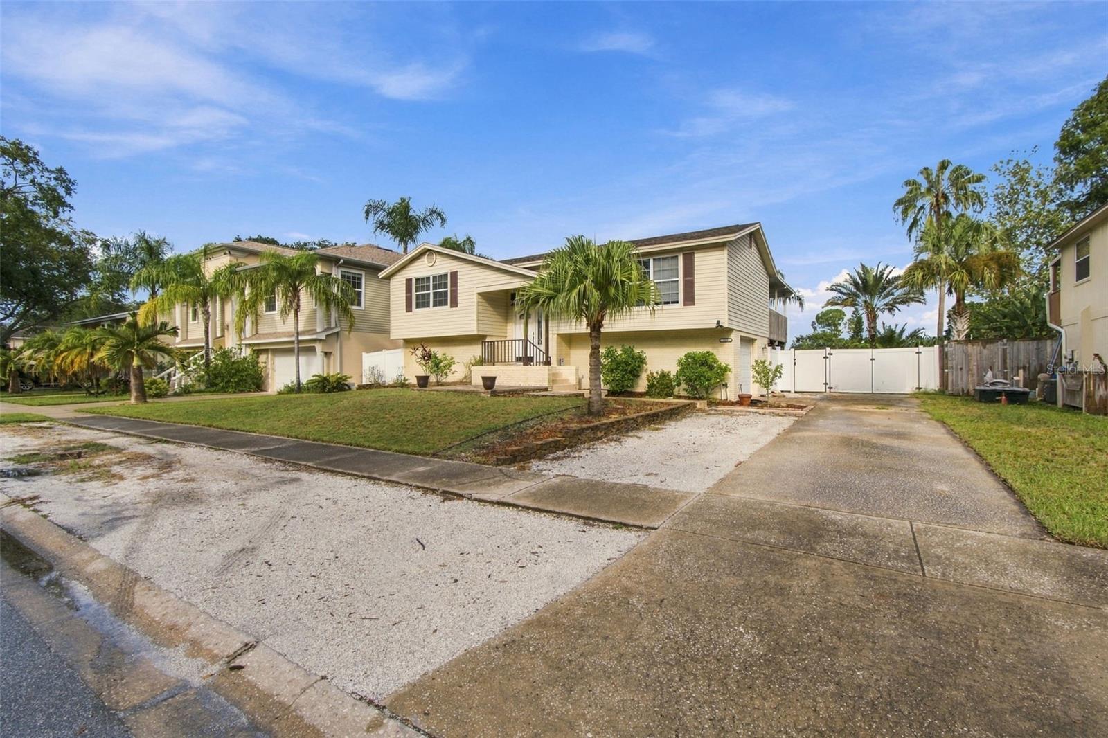 915 LYNNLEA LN — photo 6