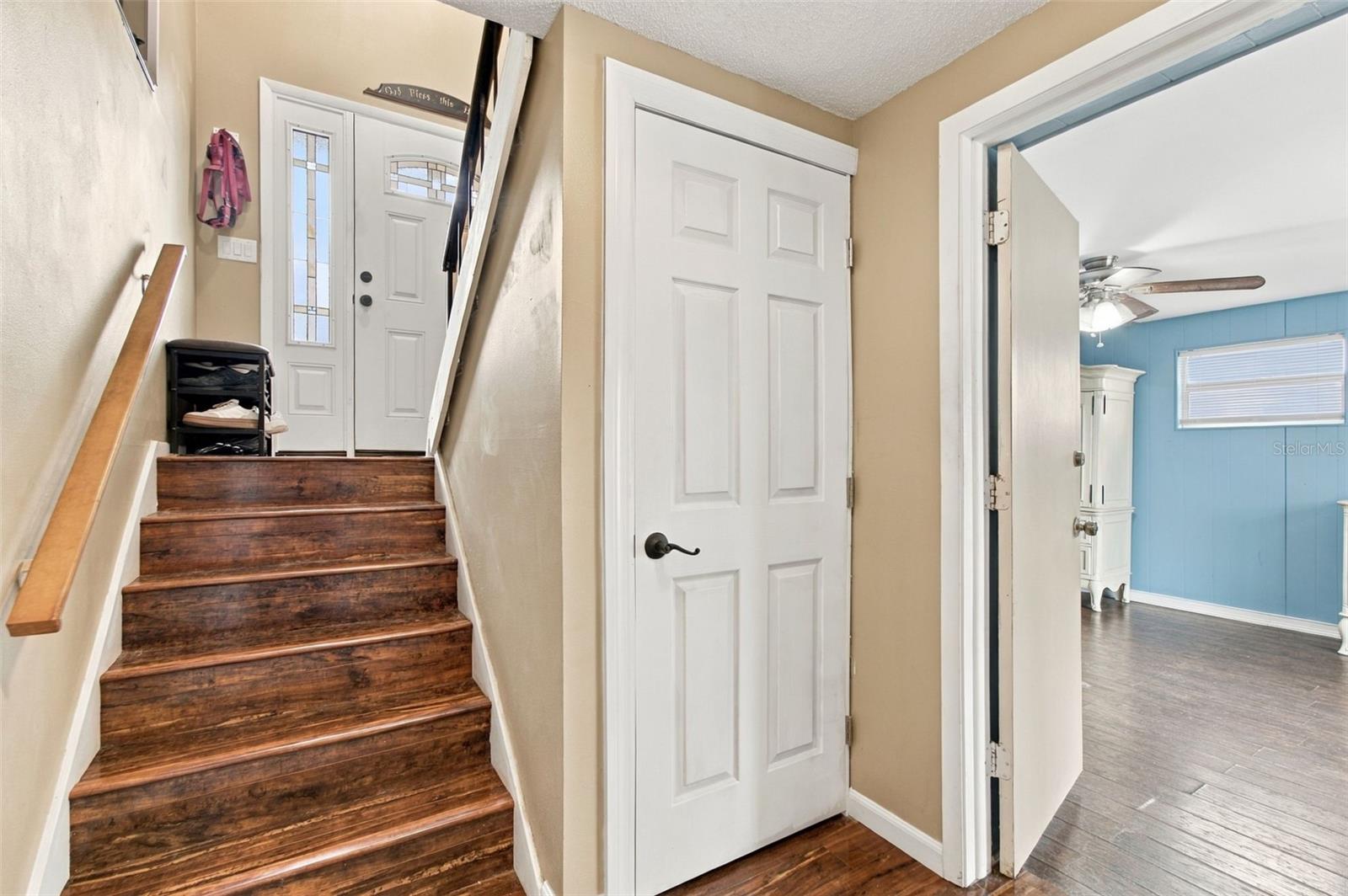 915 LYNNLEA LN — photo 14