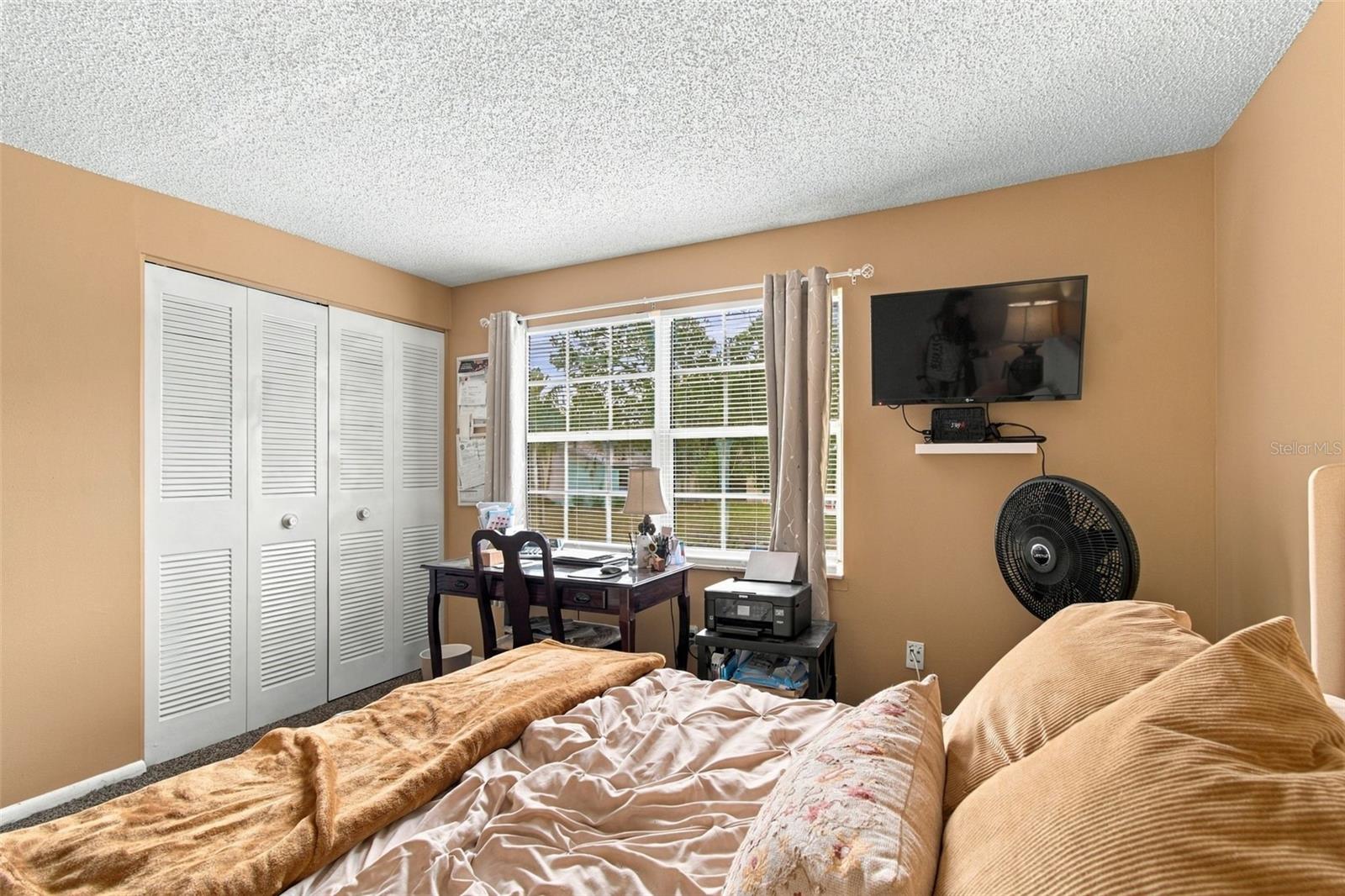 915 LYNNLEA LN — photo 48