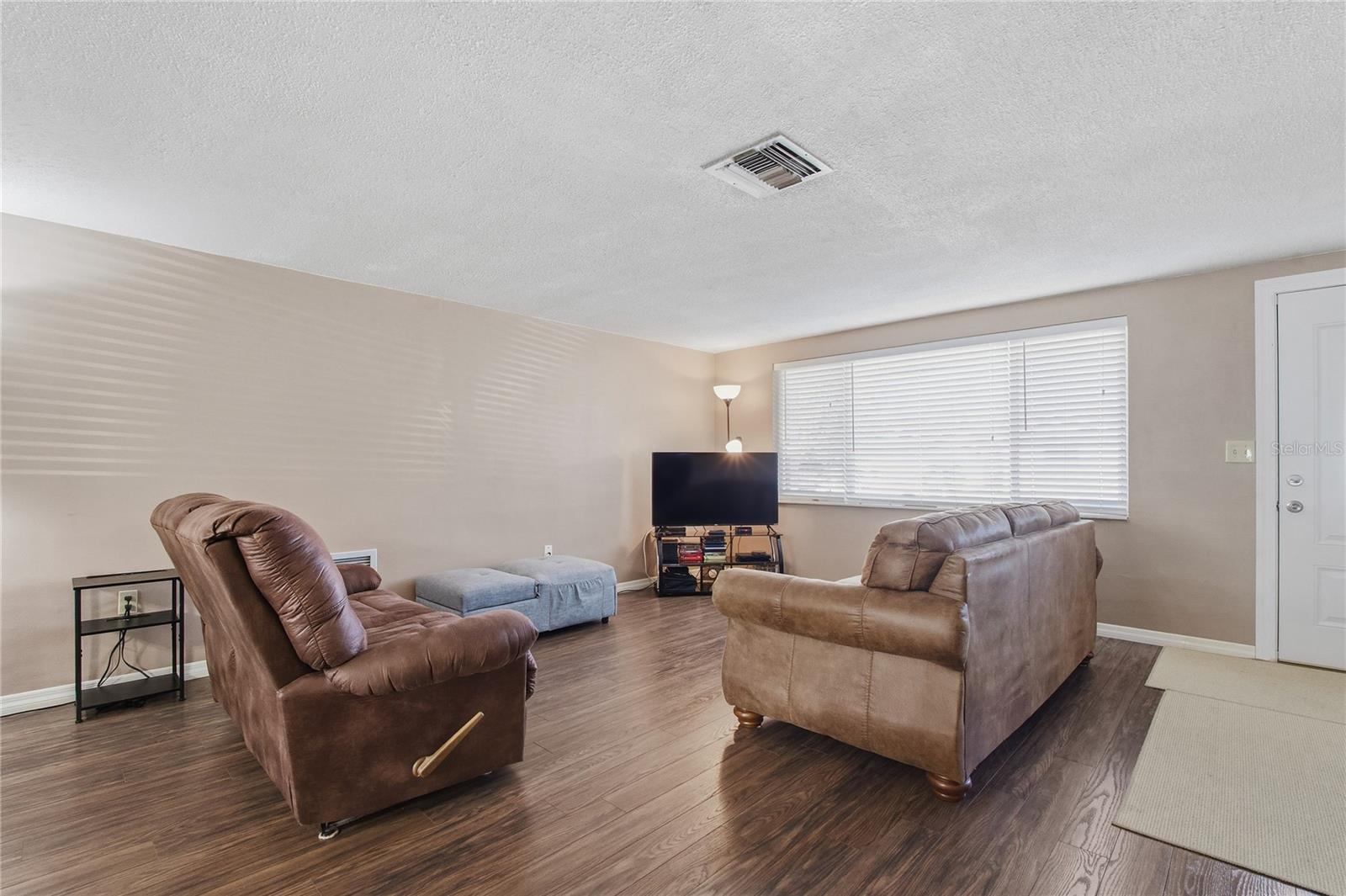 7420 SANDALWOOD DR — photo 7