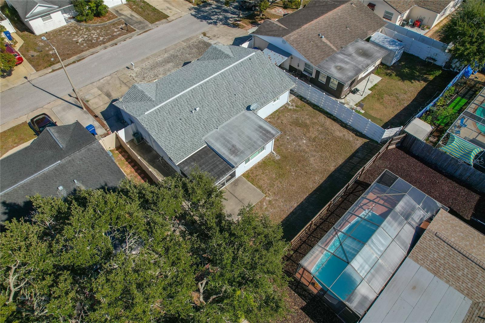 7420 SANDALWOOD DR — photo 43