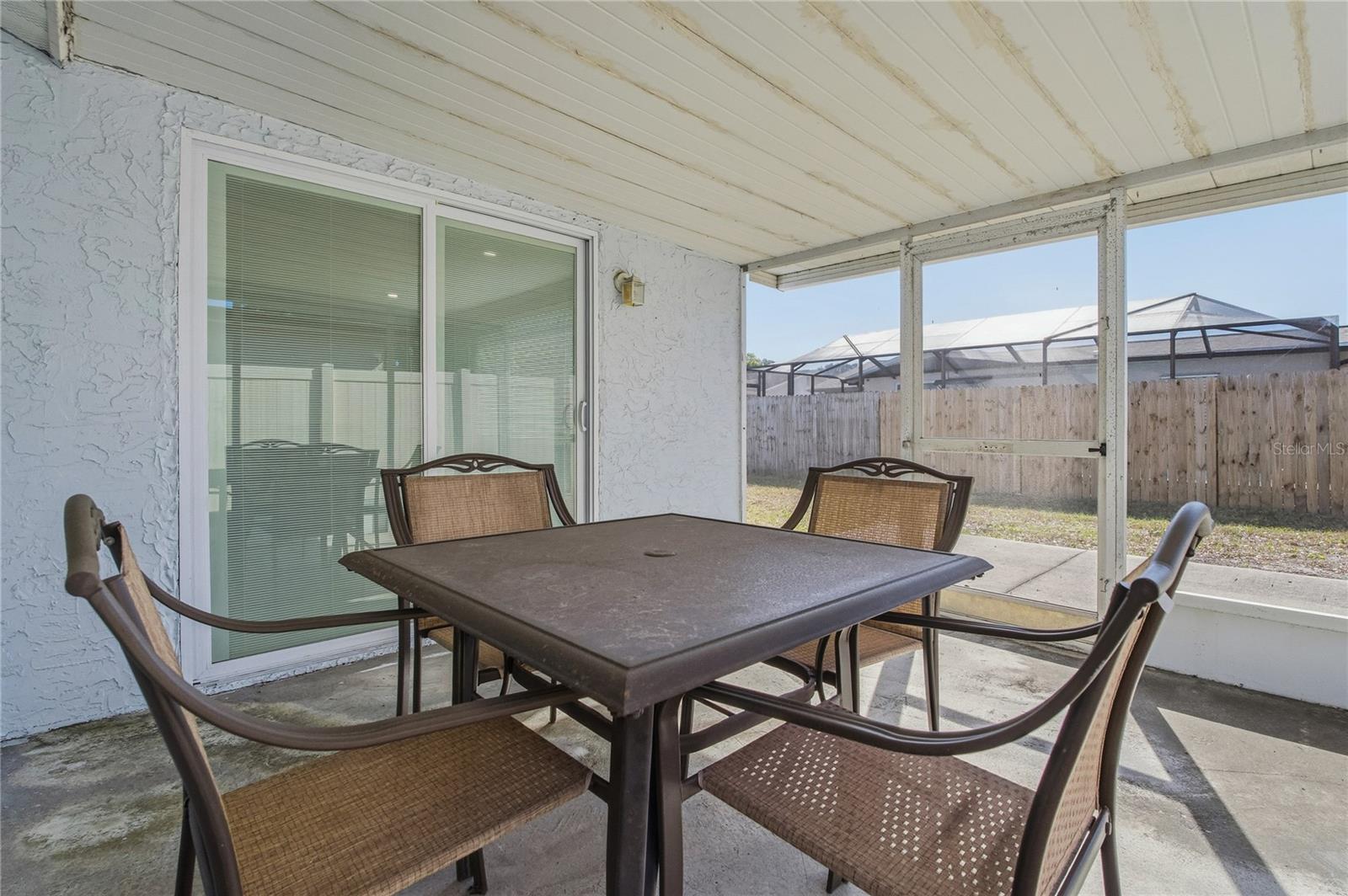 7420 SANDALWOOD DR — photo 34