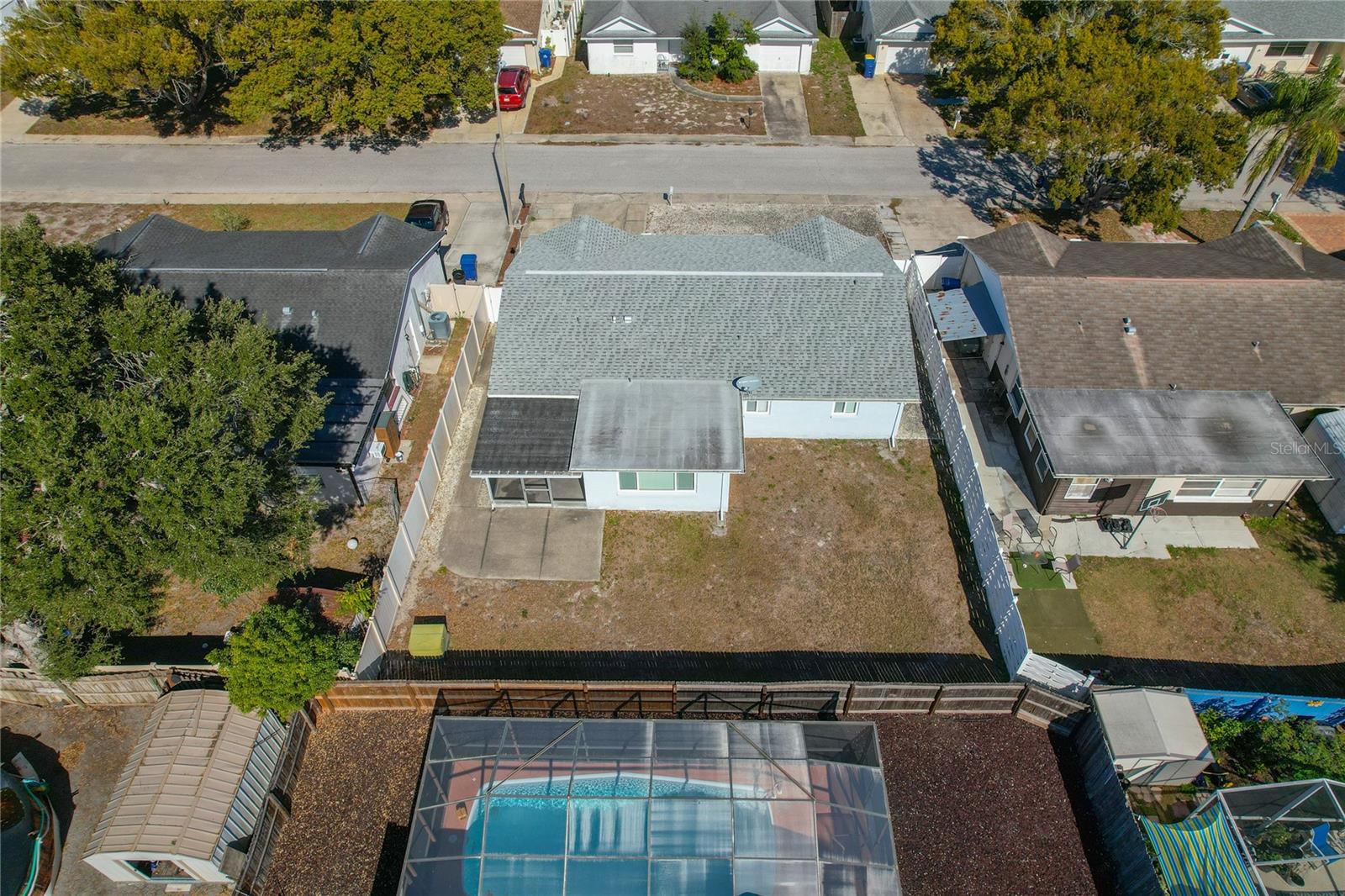 7420 SANDALWOOD DR — photo 42