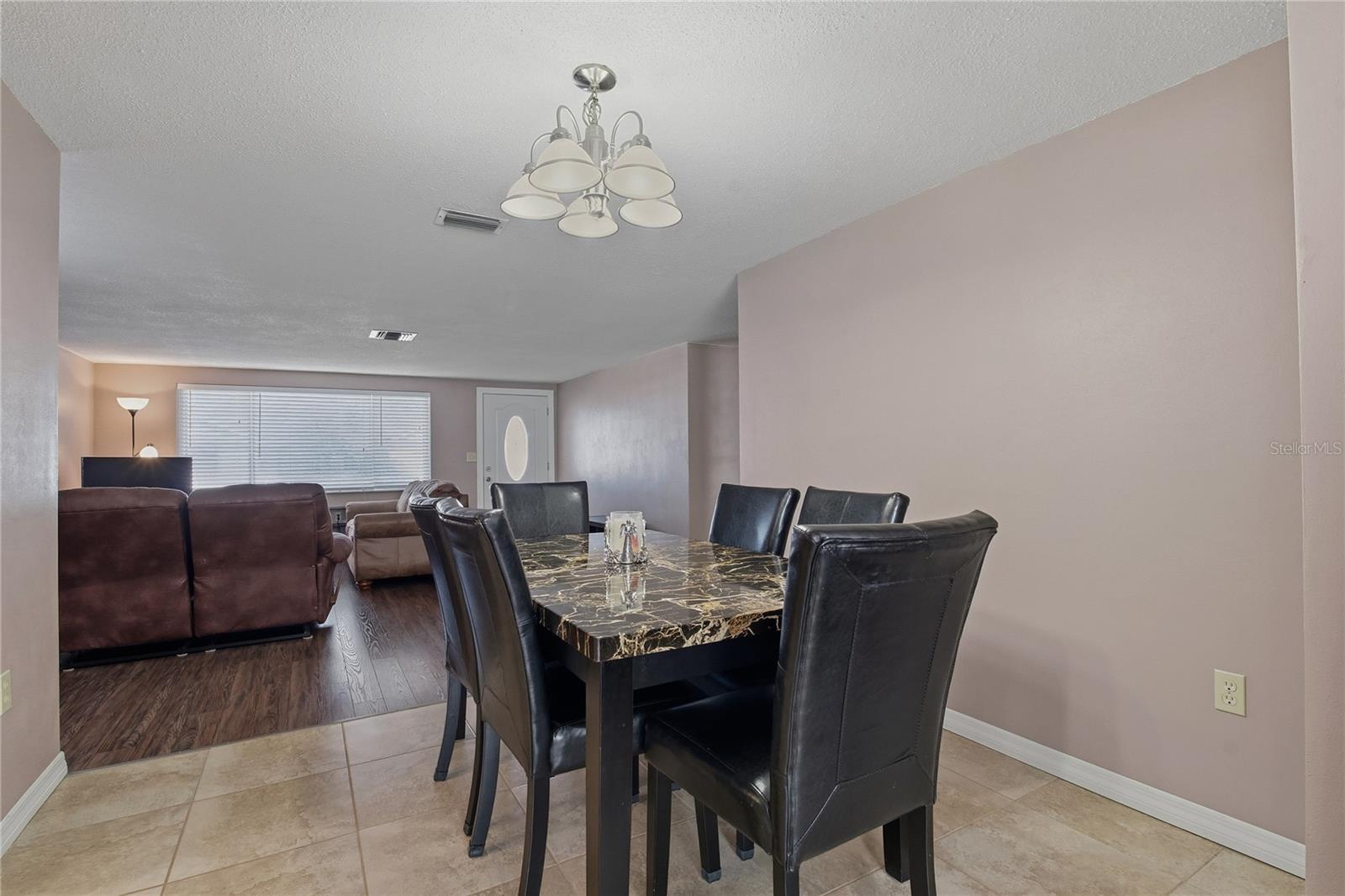 7420 SANDALWOOD DR — photo 11