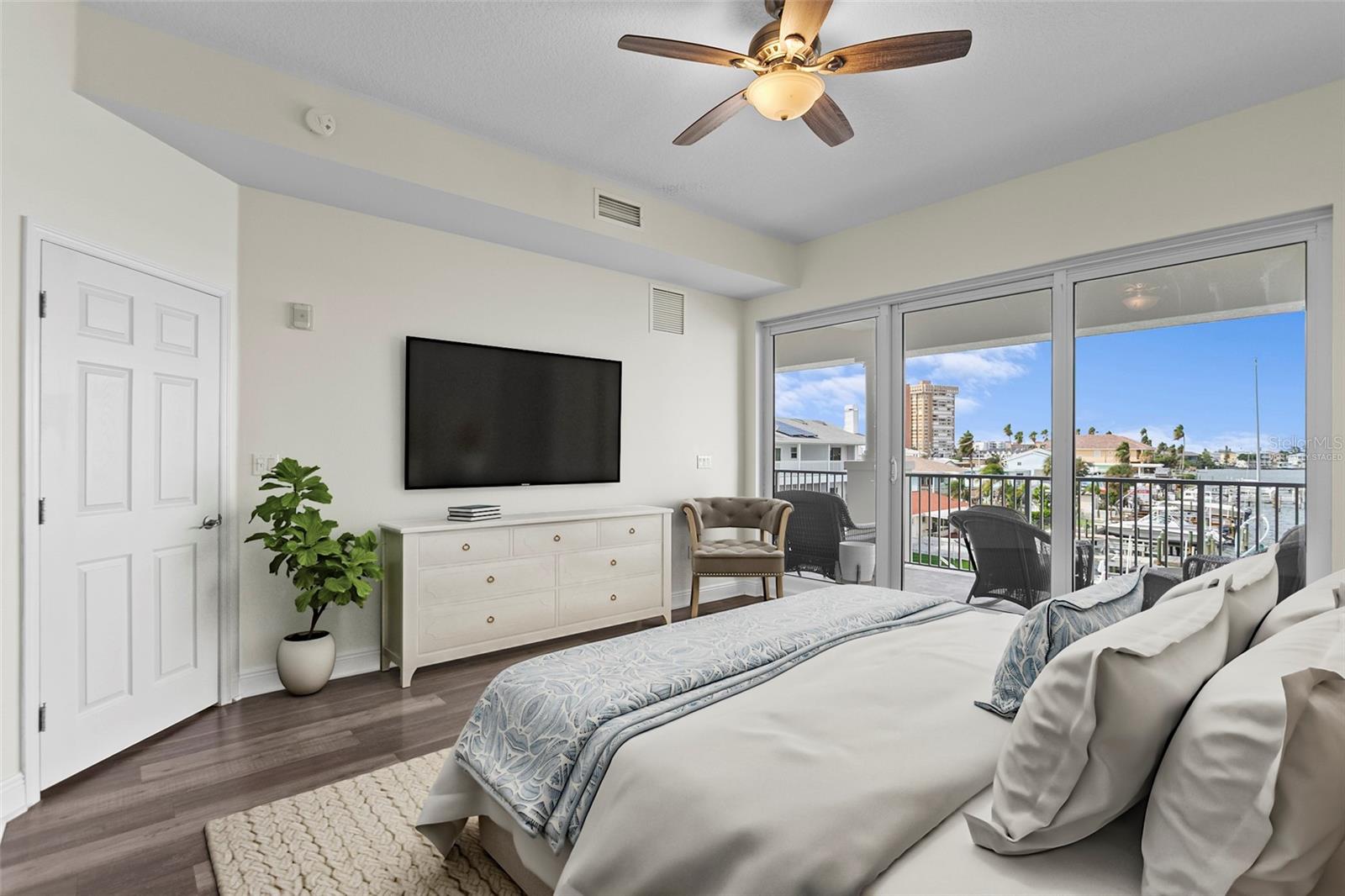 17715 GULF BLVD #303 — photo 15