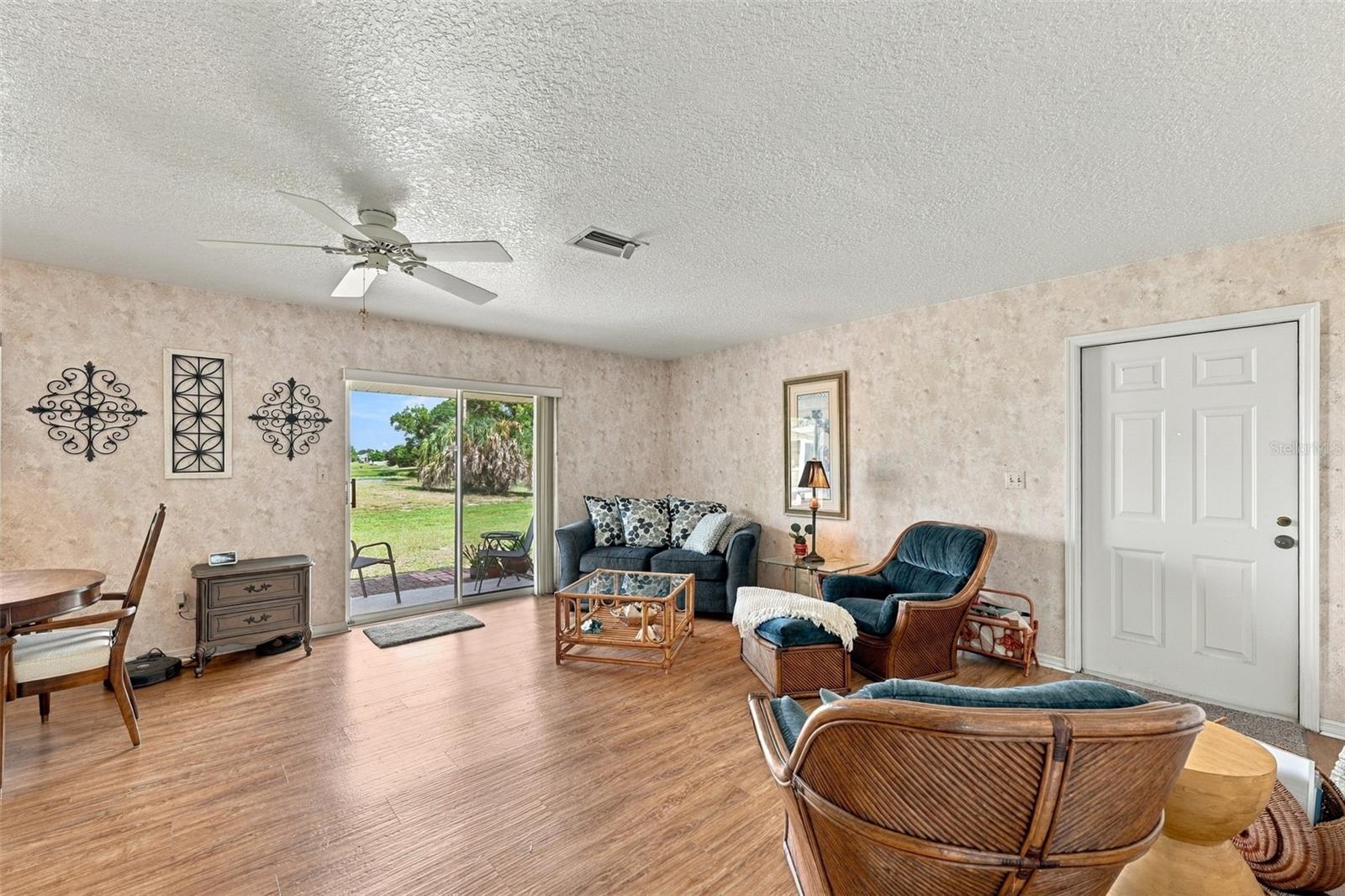 215 GENET CT — photo 10