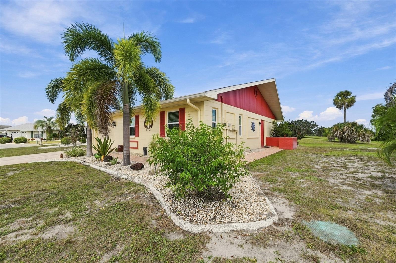 215 GENET CT — photo 2