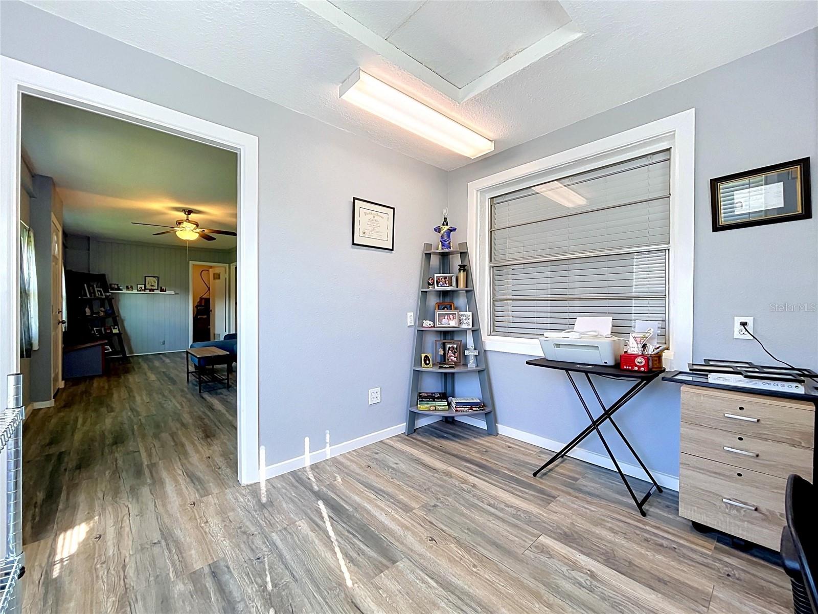 1520 BELLE GLADE AVE — photo 25