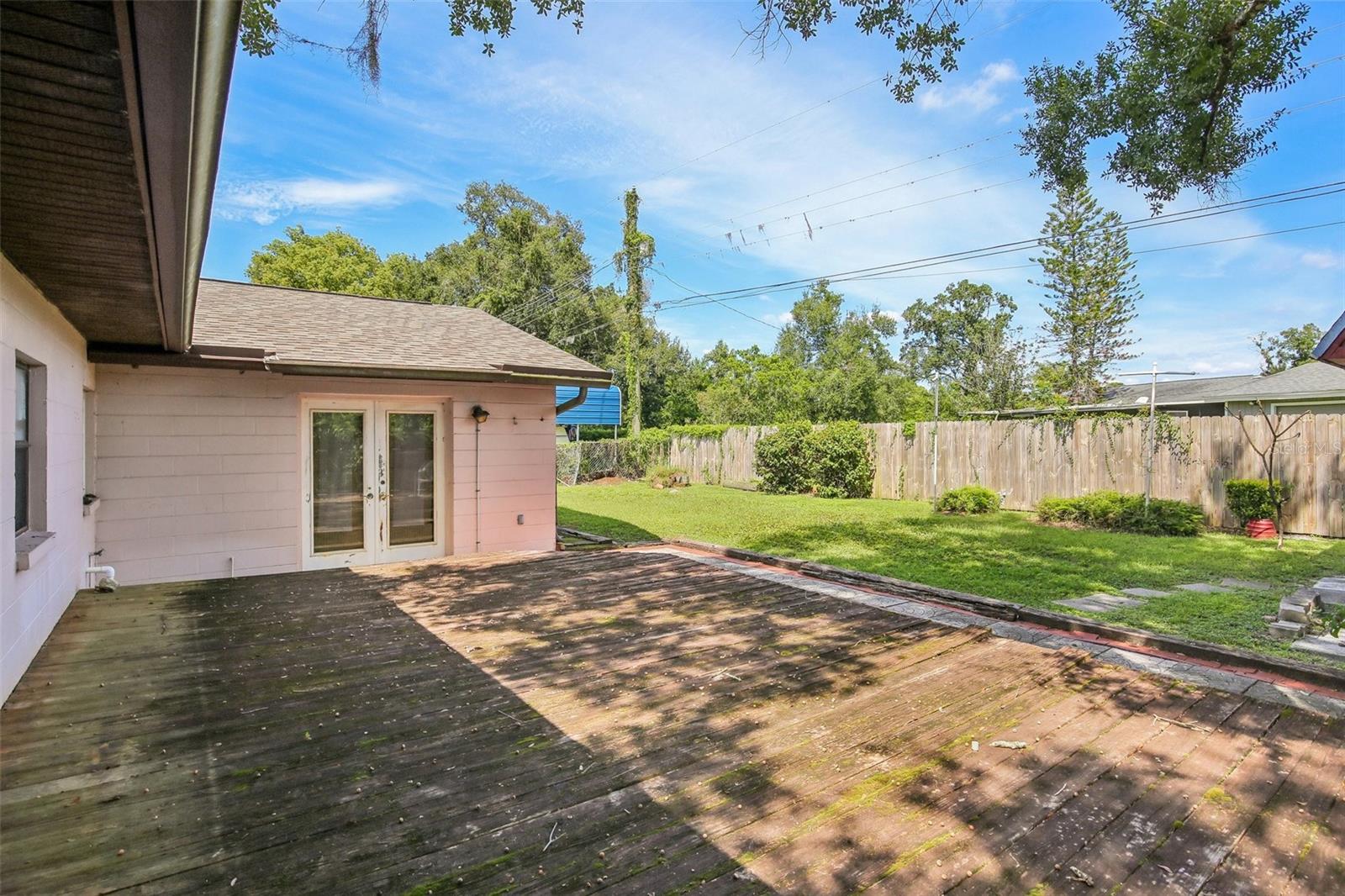 512 WHITE OAK AVE — photo 30
