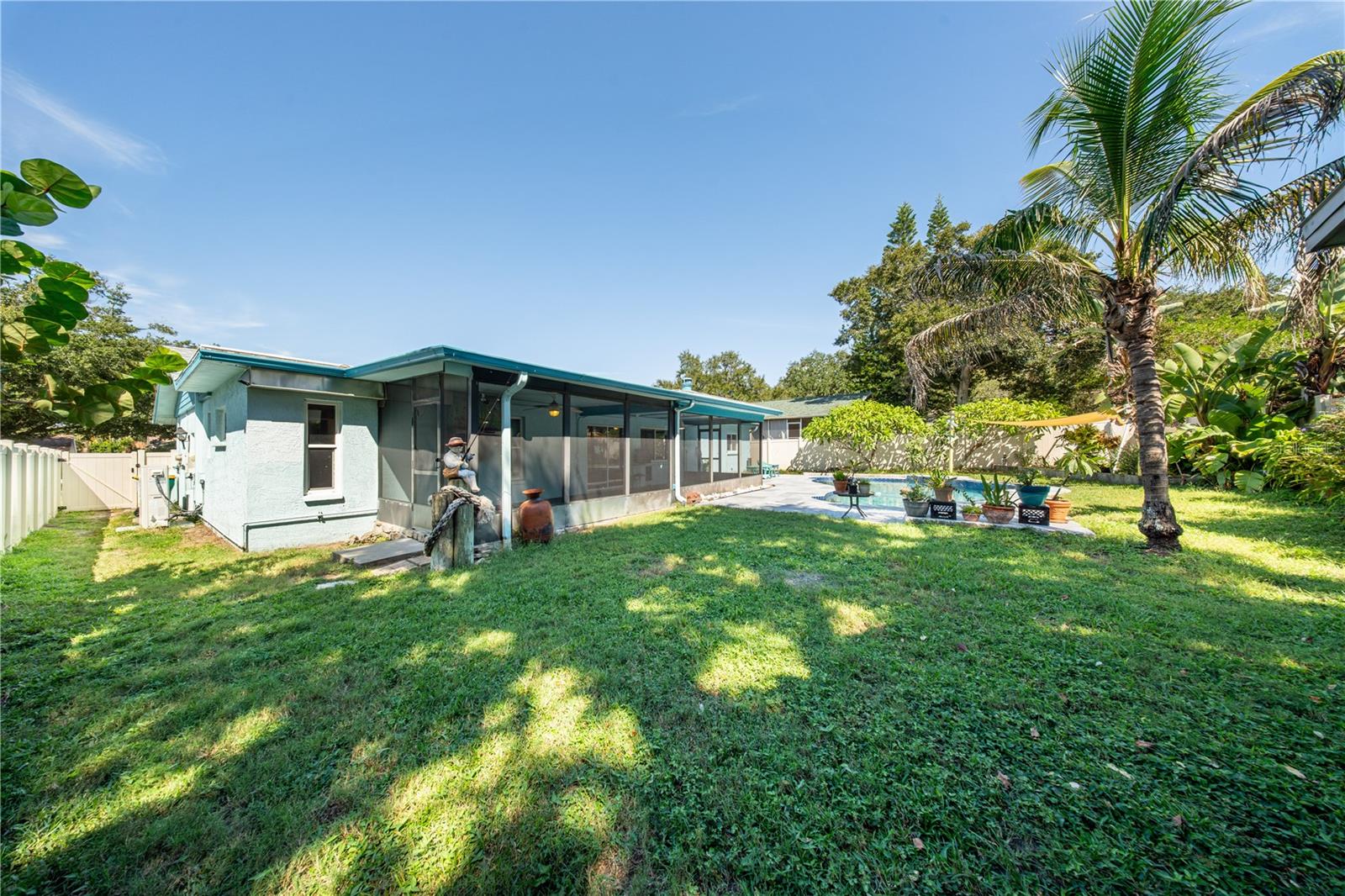 1966 SPANISH OAKS DR N — photo 25