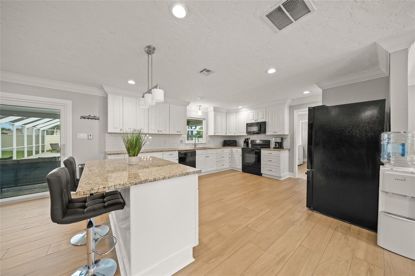 2130 E LEEWYNN DR — photo 6