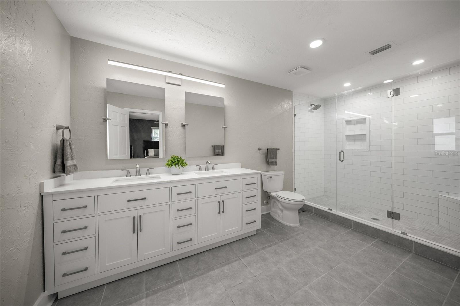 2130 E LEEWYNN DR — photo 20