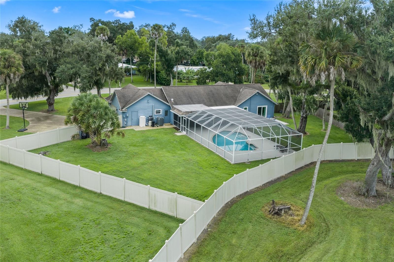 2130 E LEEWYNN DR — photo 41