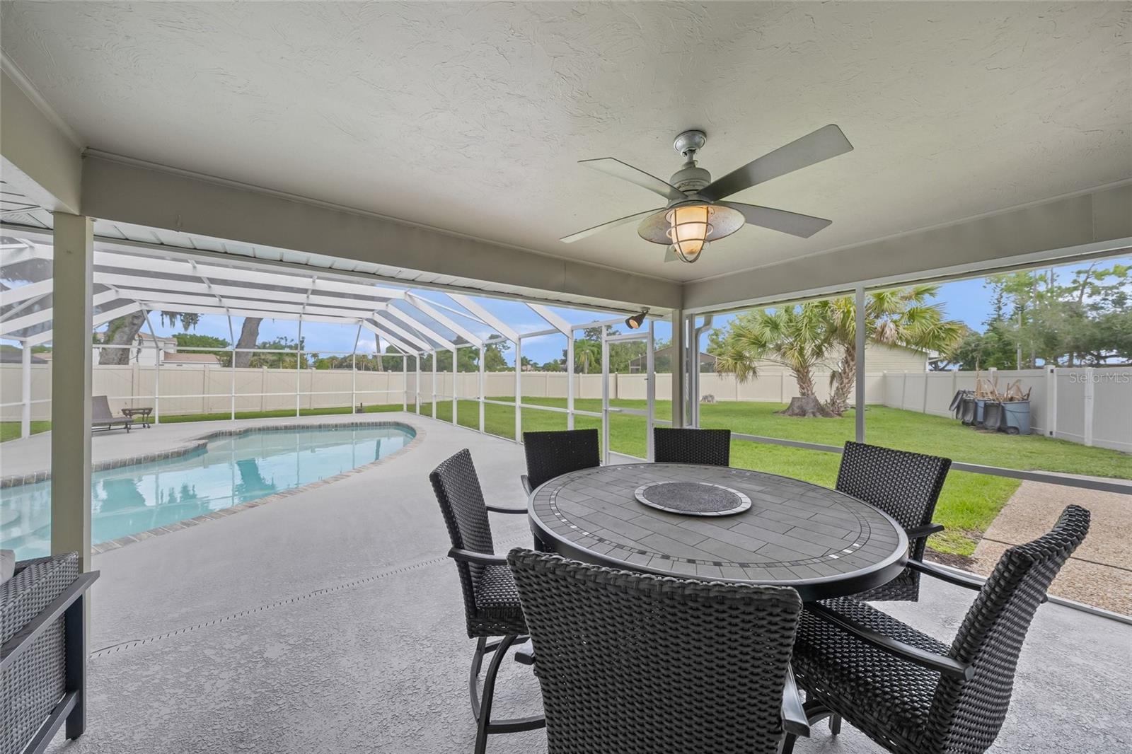 2130 E LEEWYNN DR — photo 32