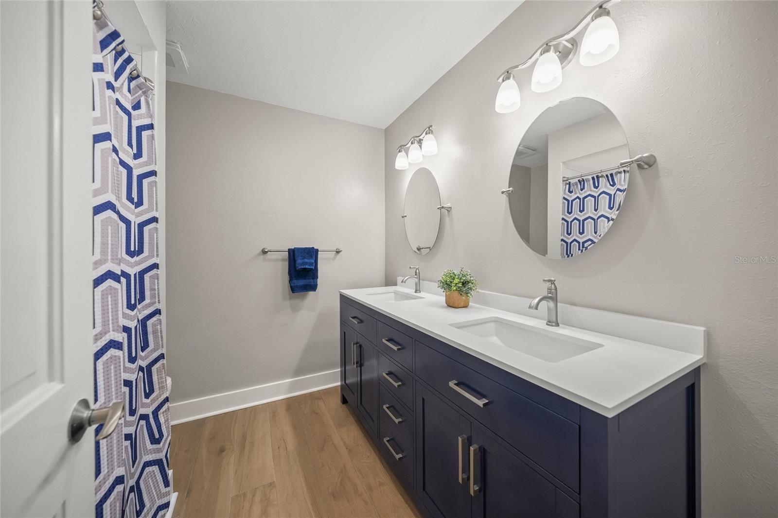 2130 E LEEWYNN DR — photo 24