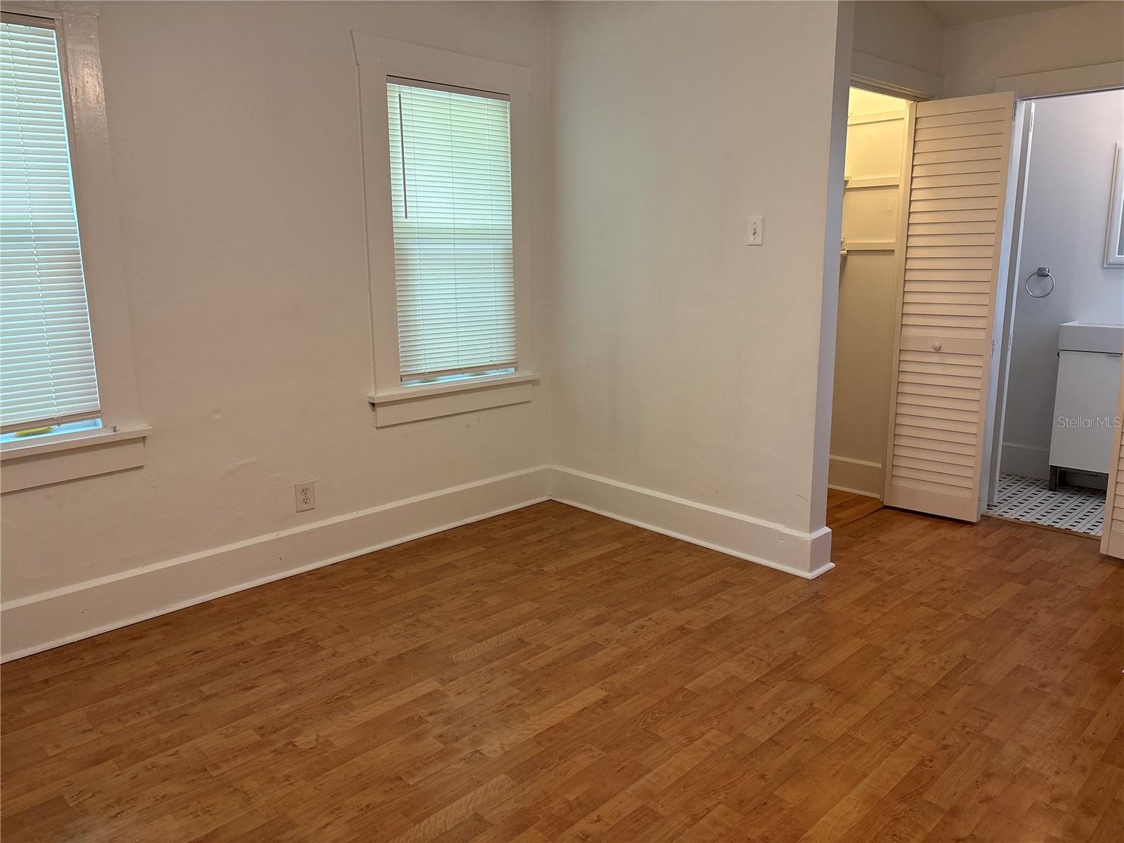 1231 HIGHLAND ST N — photo 18
