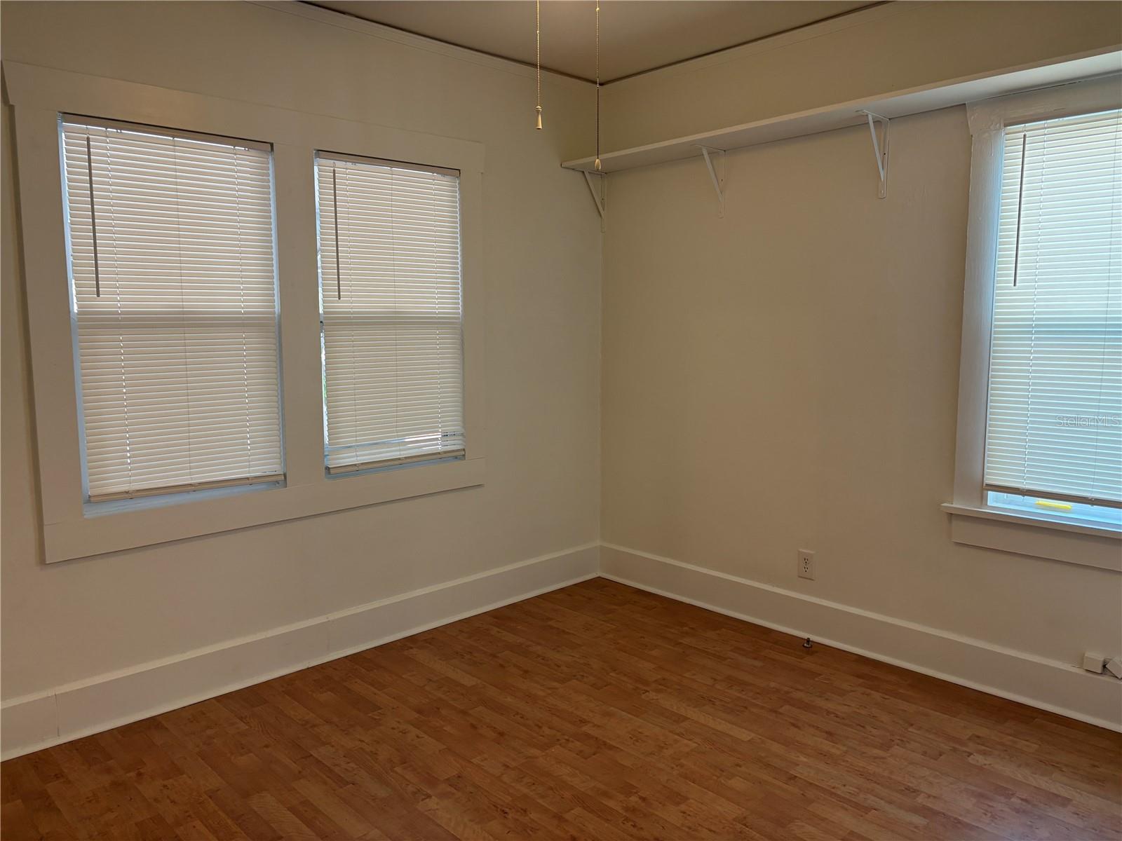1231 HIGHLAND ST N — photo 12
