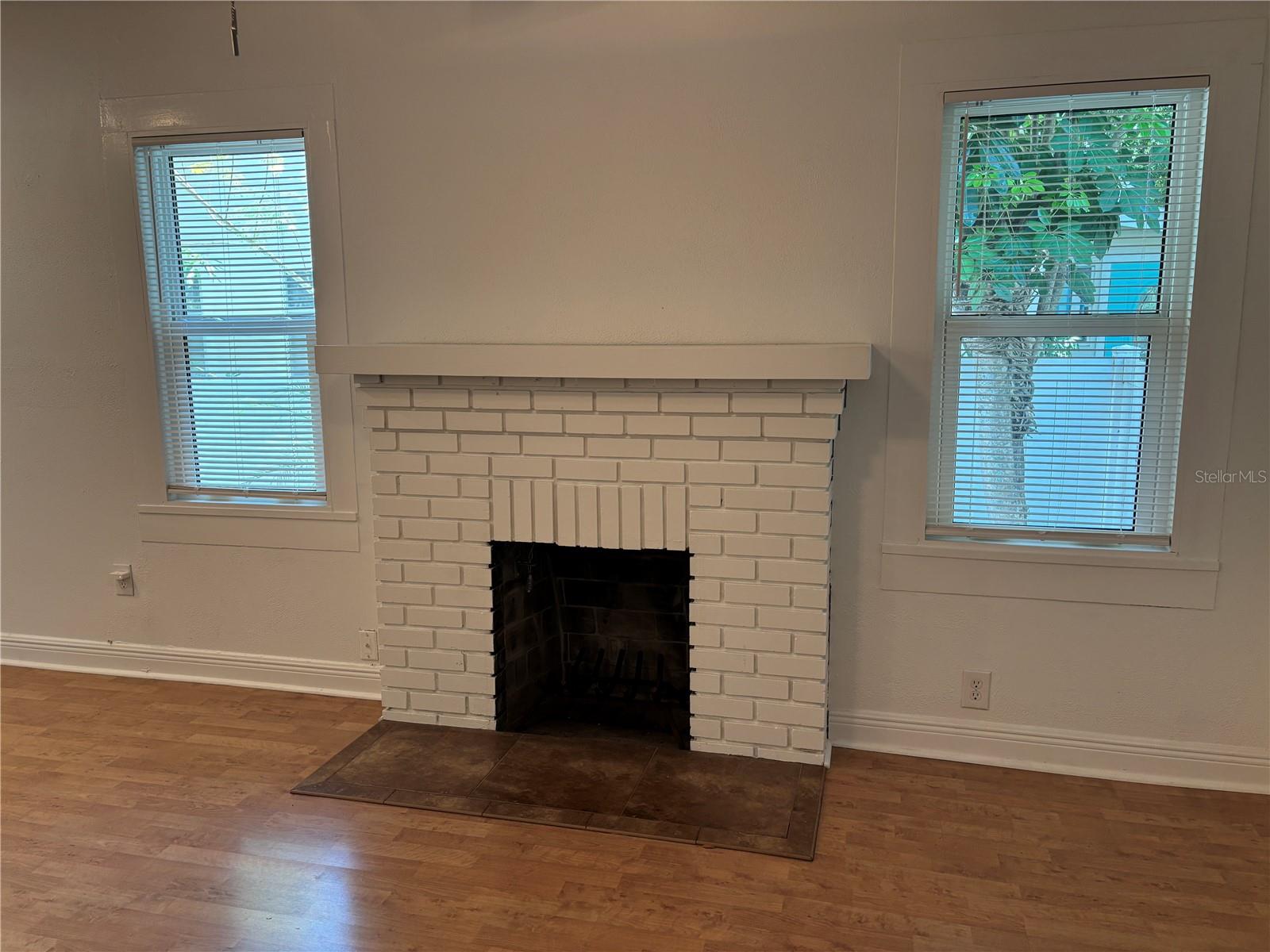1231 HIGHLAND ST N — photo 6