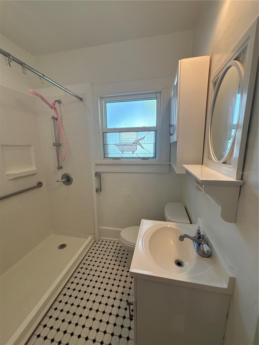 1231 HIGHLAND ST N — photo 15
