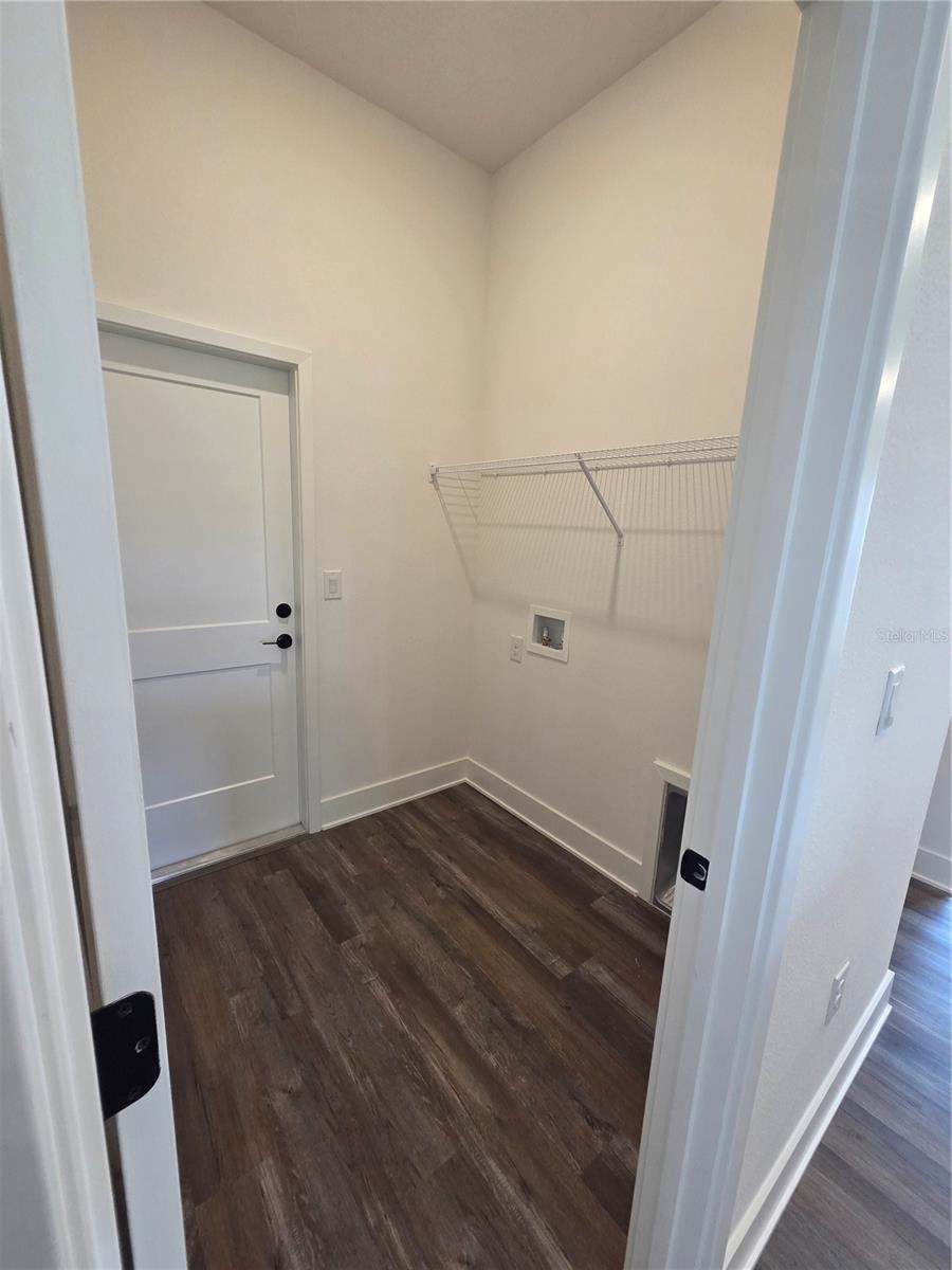 9430 HIGHLAND HILLS DR ST — photo 18