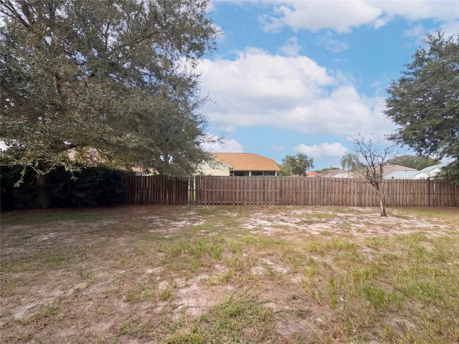 9703 GLENPOINTE DR — photo 5