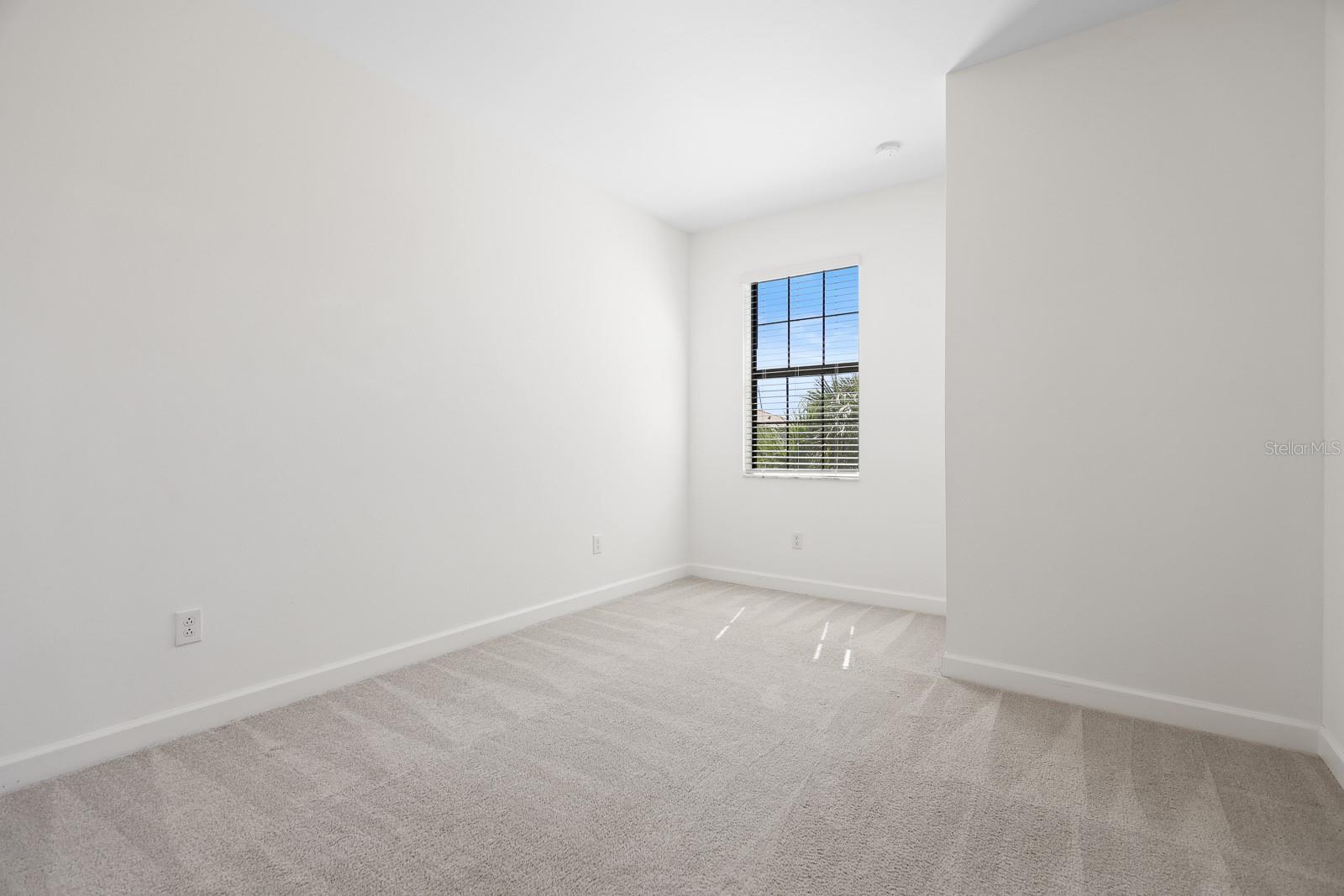 15171 SUNNY DAY DR — photo 16