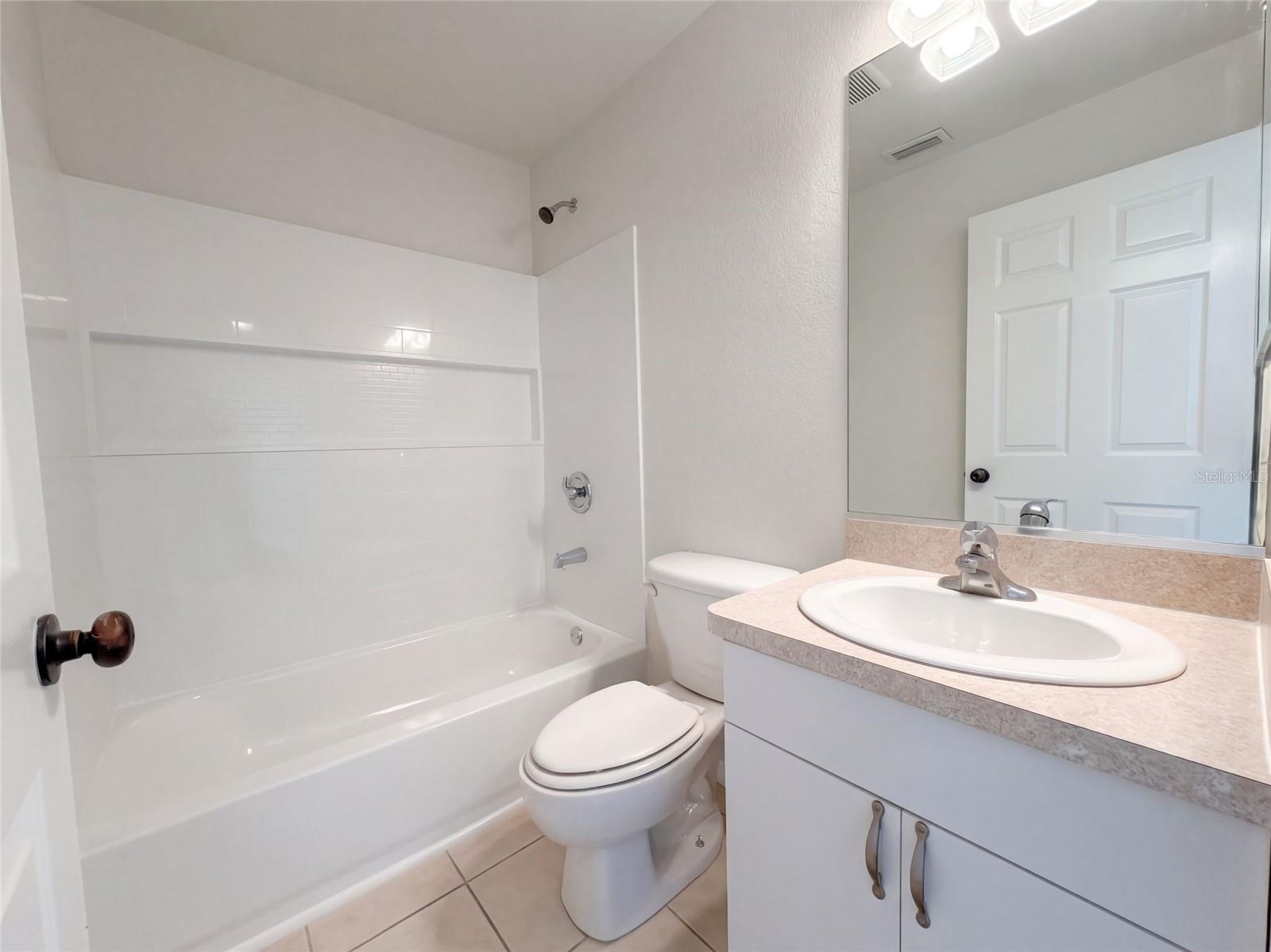 1505 RIVAL TER — photo 16