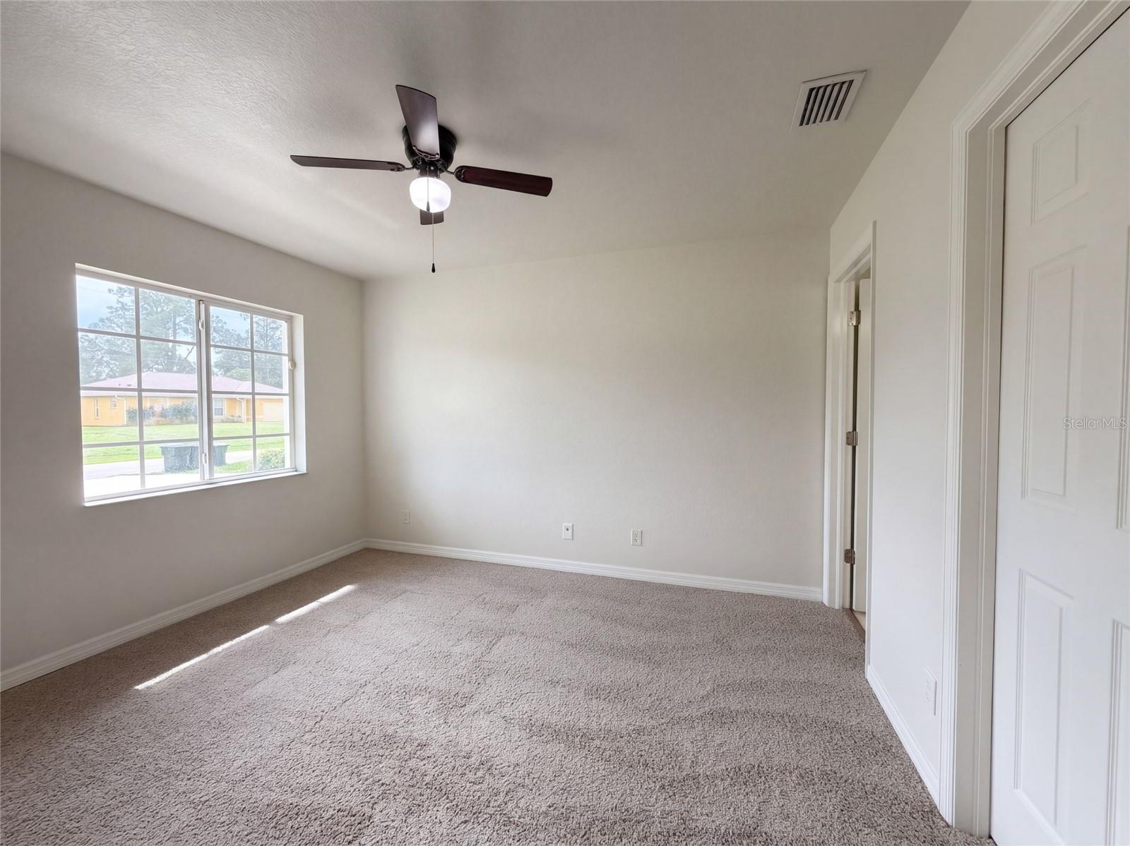 1505 RIVAL TER — photo 4