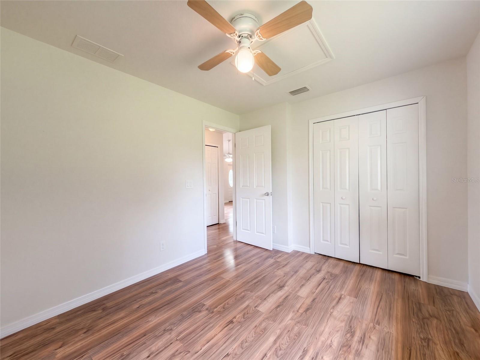 1505 RIVAL TER — photo 15