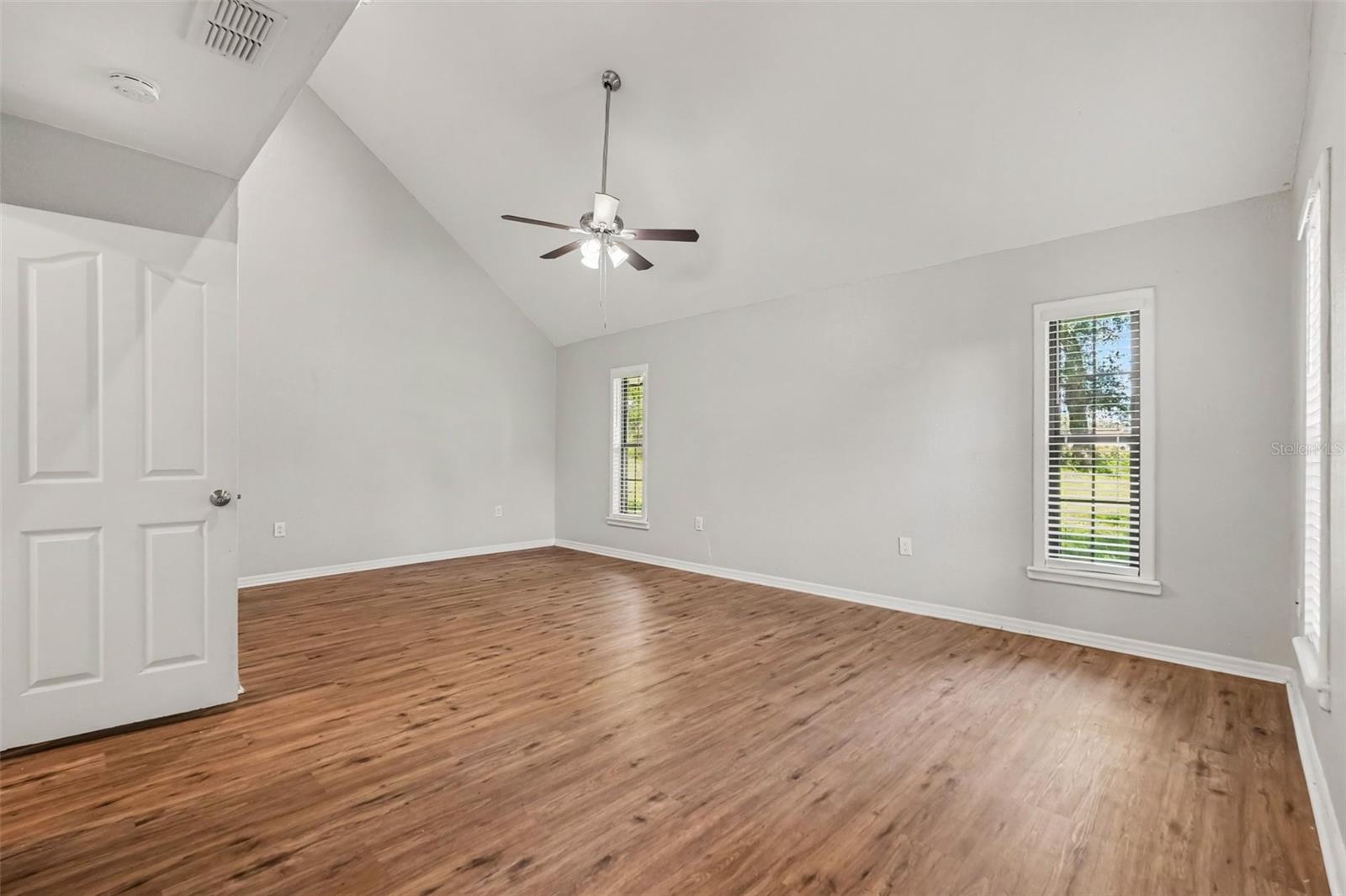 126 GOINS DR — photo 18