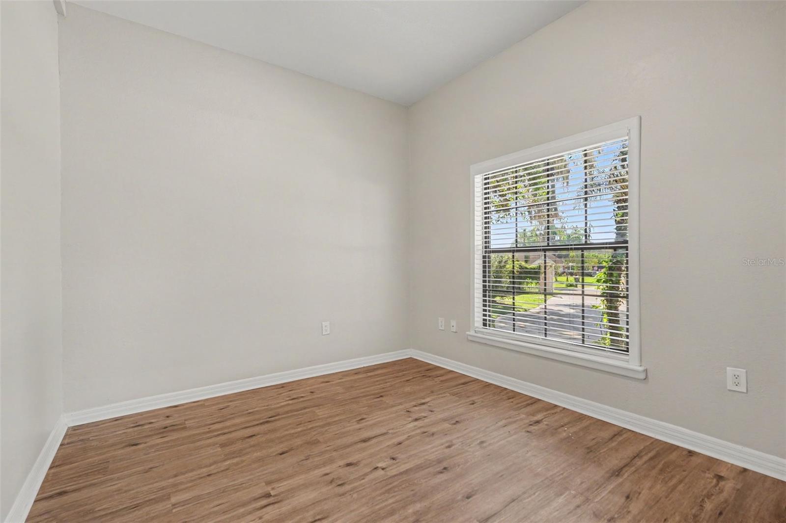 126 GOINS DR — photo 15