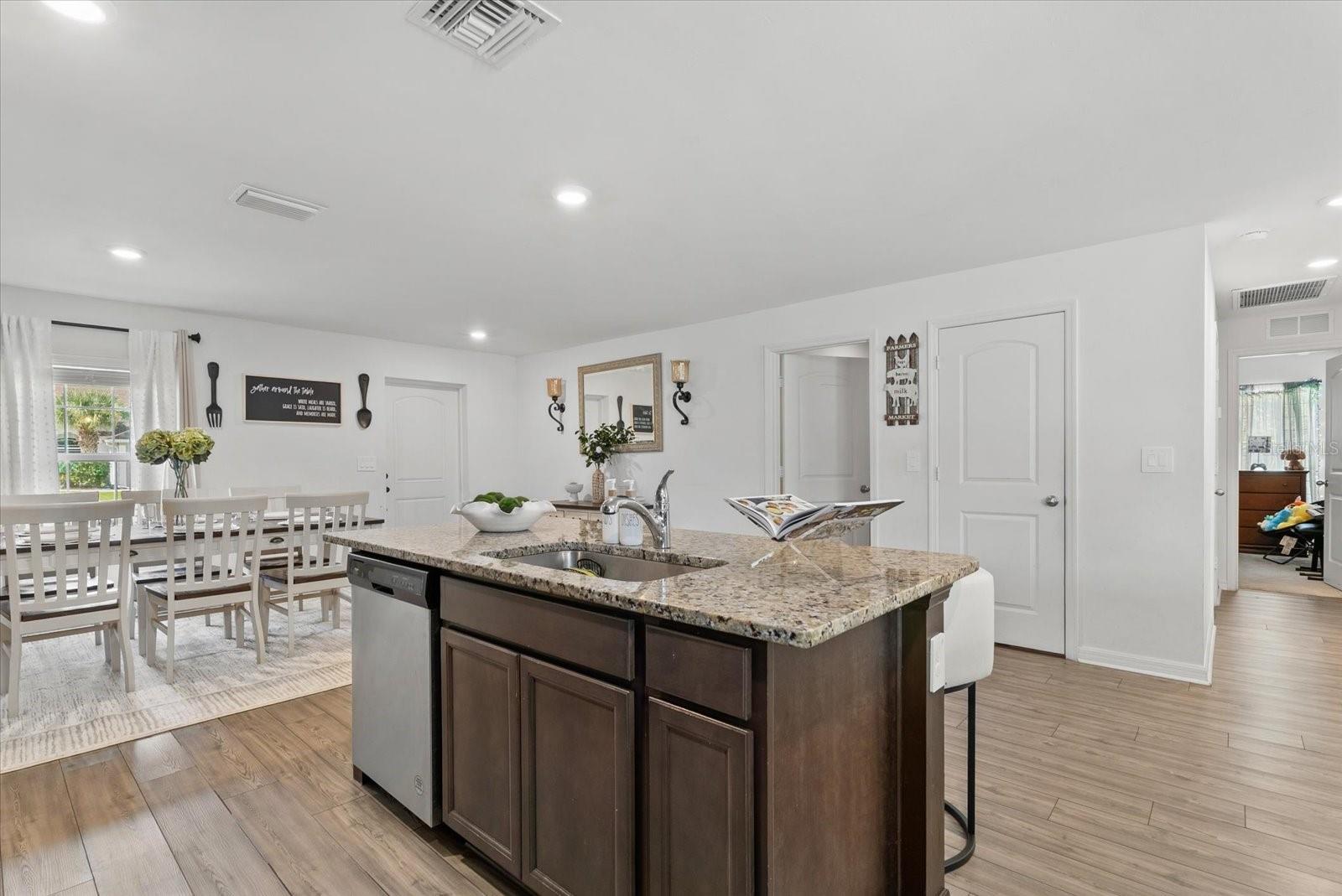 4374 TRIBY TER — photo 14