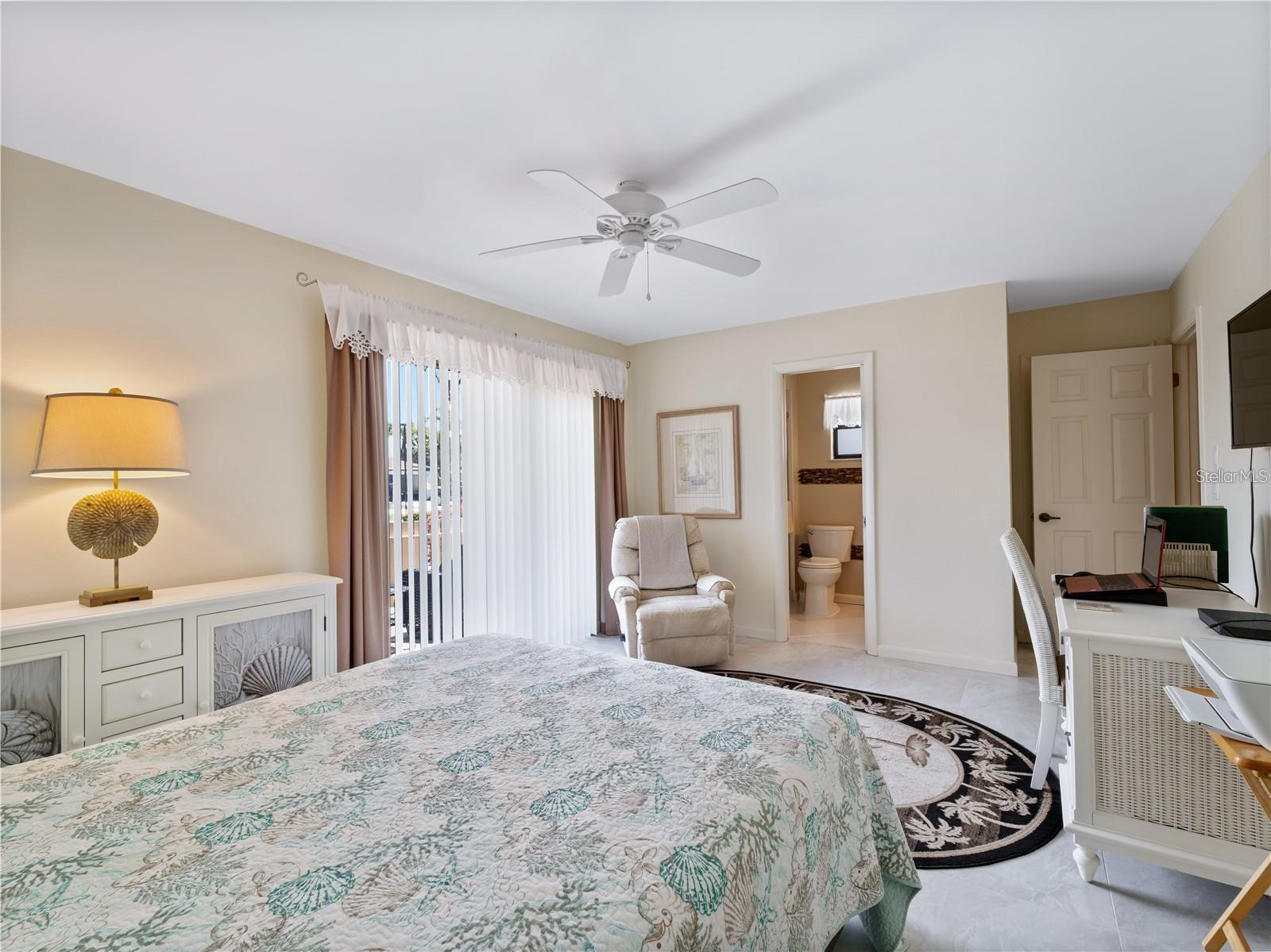 1708 LAKESIDE DR #1710B — photo 18