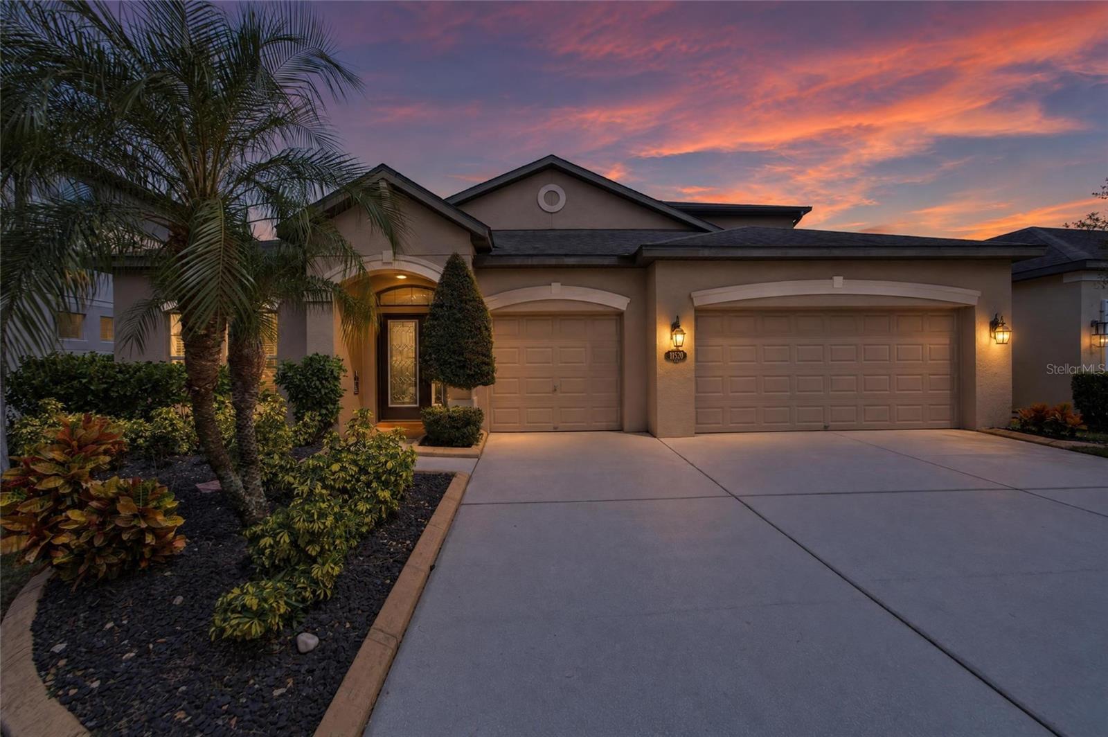 11520 SCARLET IBIS PL — photo 2