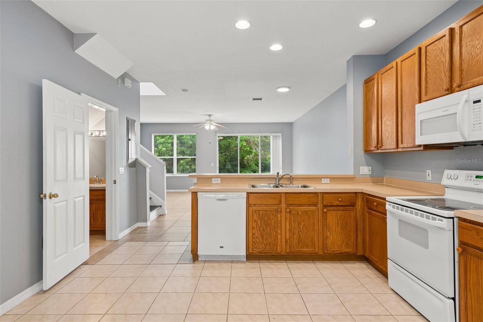 14101 CHRISTIE DR — photo 18