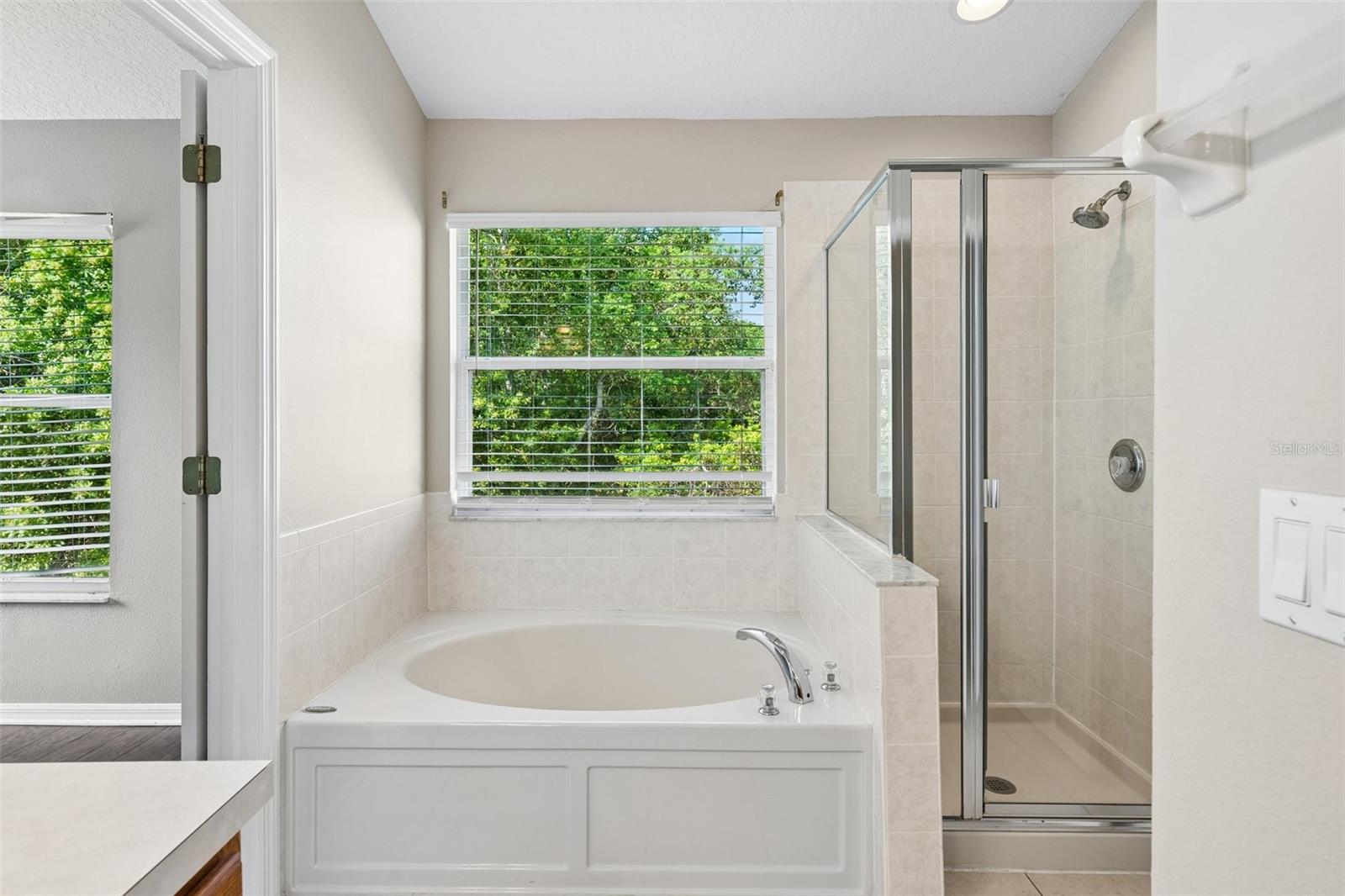 14101 CHRISTIE DR — photo 30