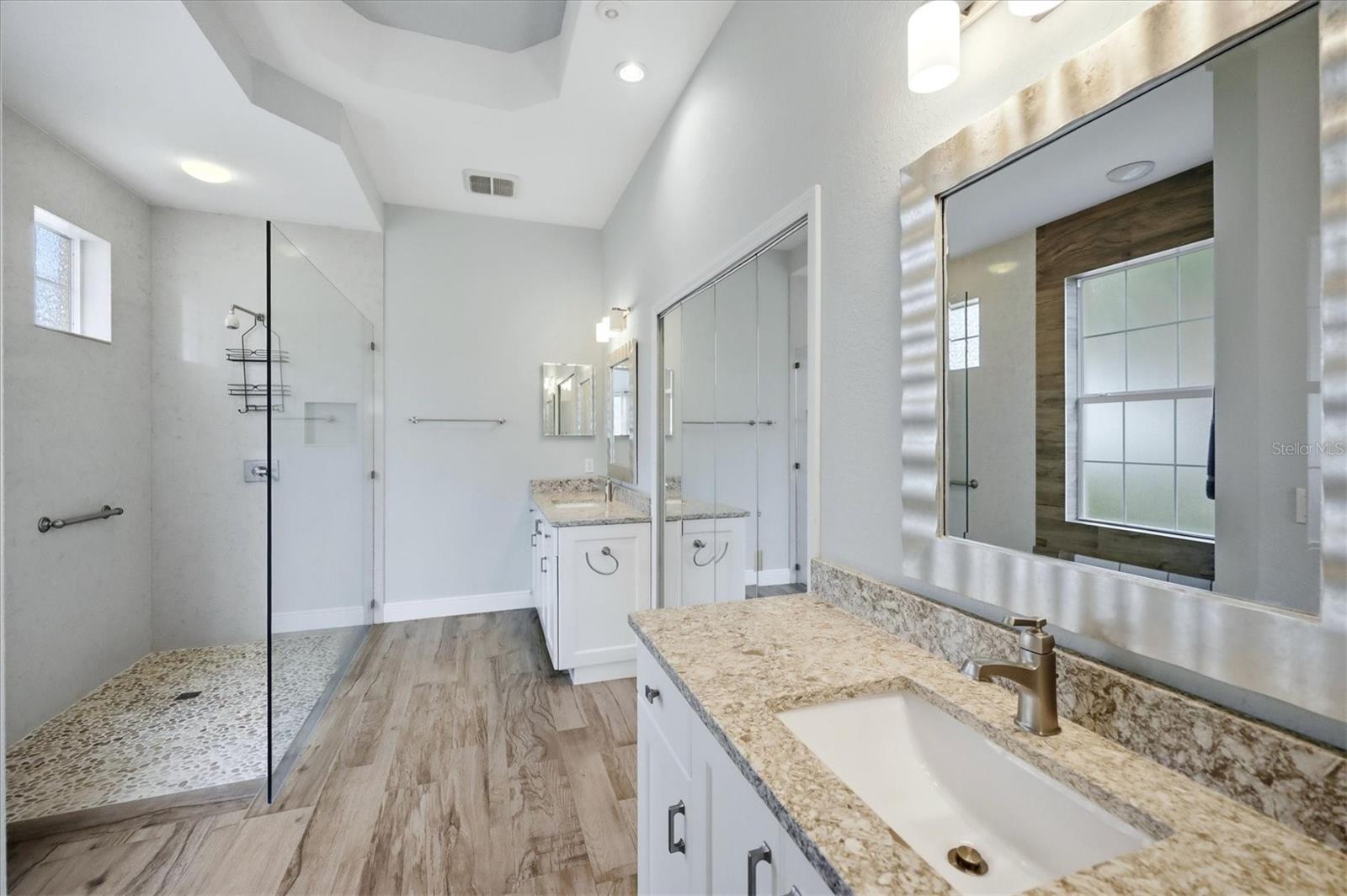 7319 WINDEMERE LN — photo 16
