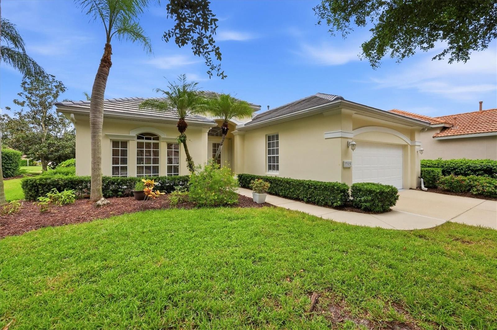 7319 WINDEMERE LN — photo 2