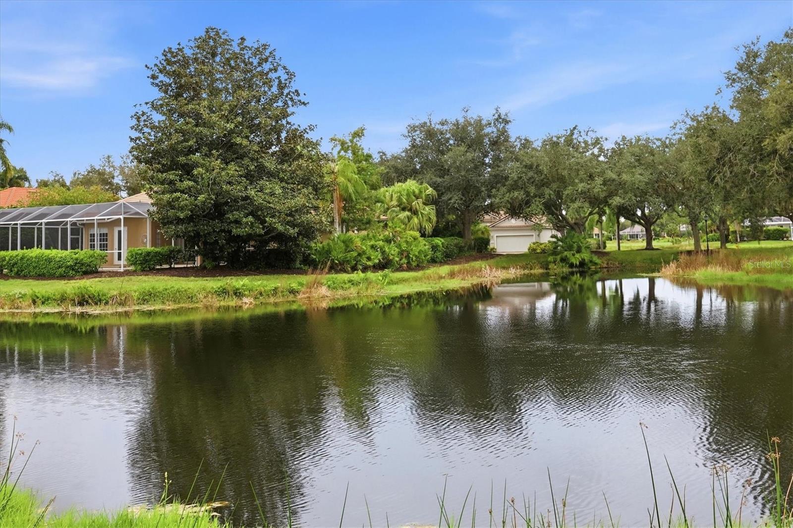 7319 WINDEMERE LN — photo 31