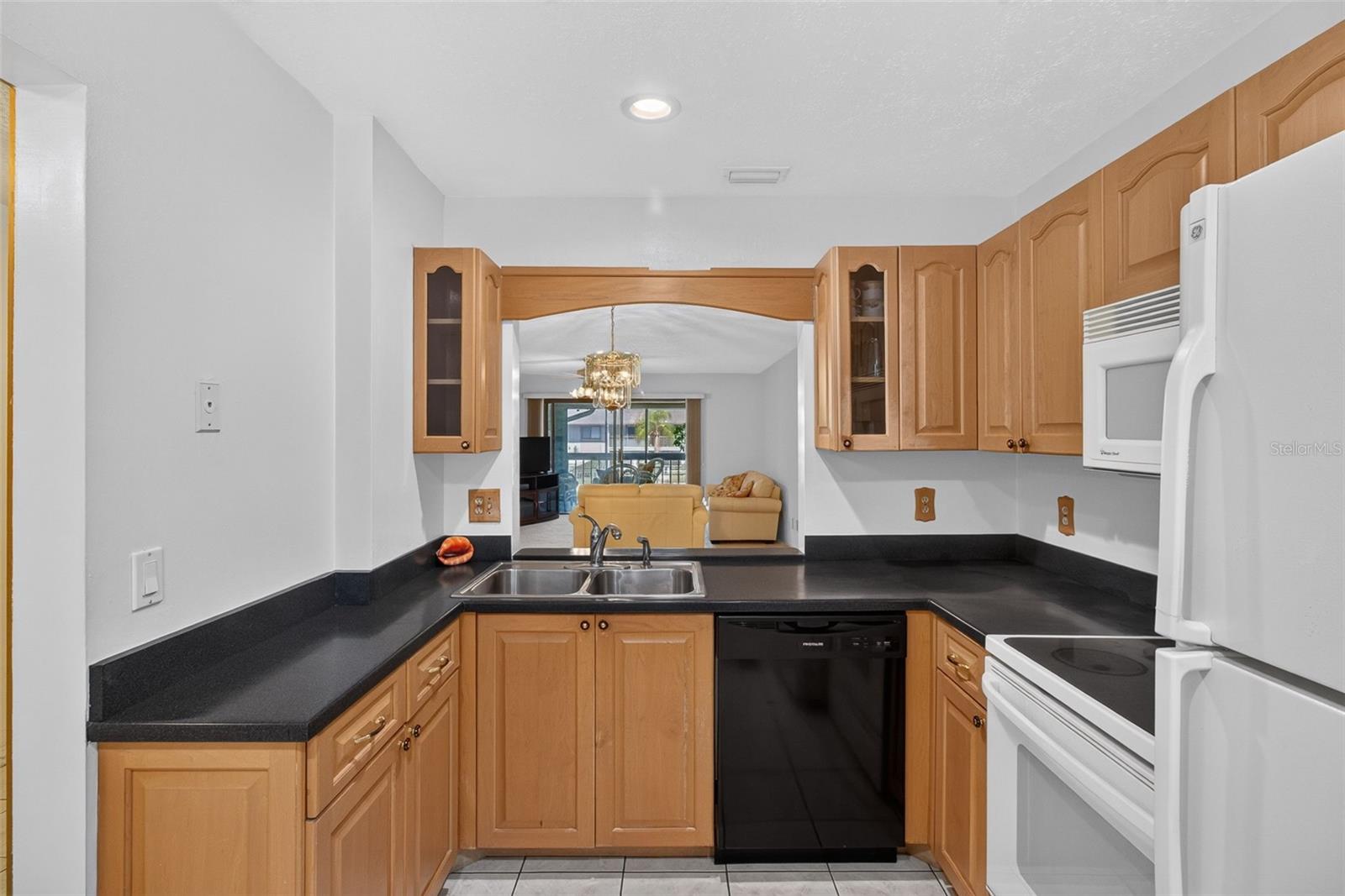 725 83RD AVE N #205 — photo 8