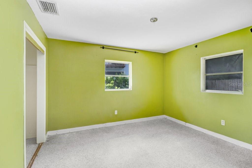 388 12TH AVE — photo 28