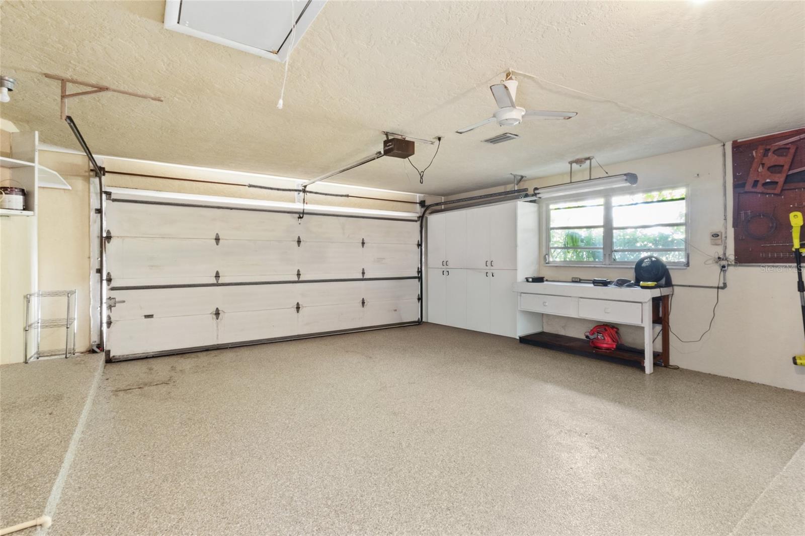 3921 PIN OAKS ST — photo 32