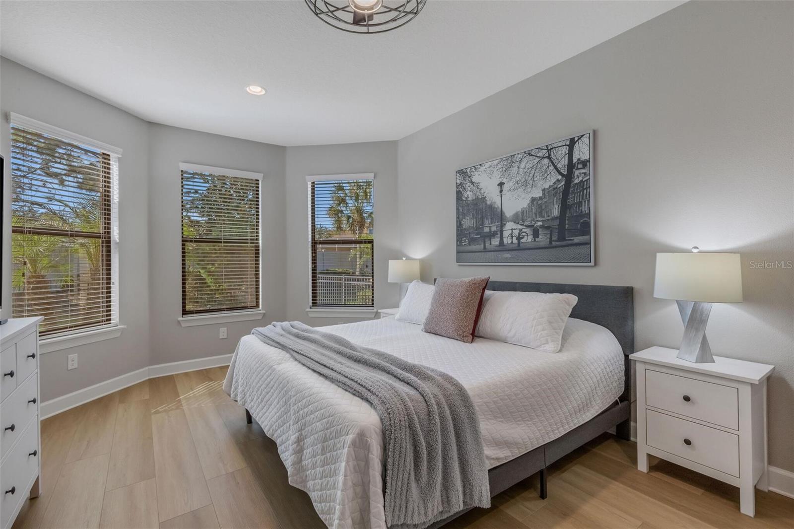 8413 ALBERATA VISTA DR — photo 24