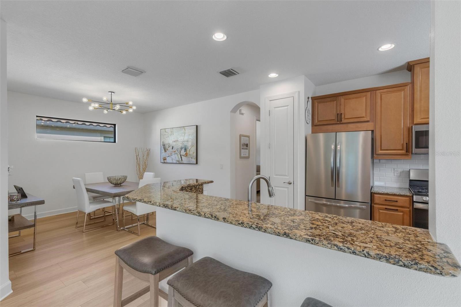 8413 ALBERATA VISTA DR — photo 16