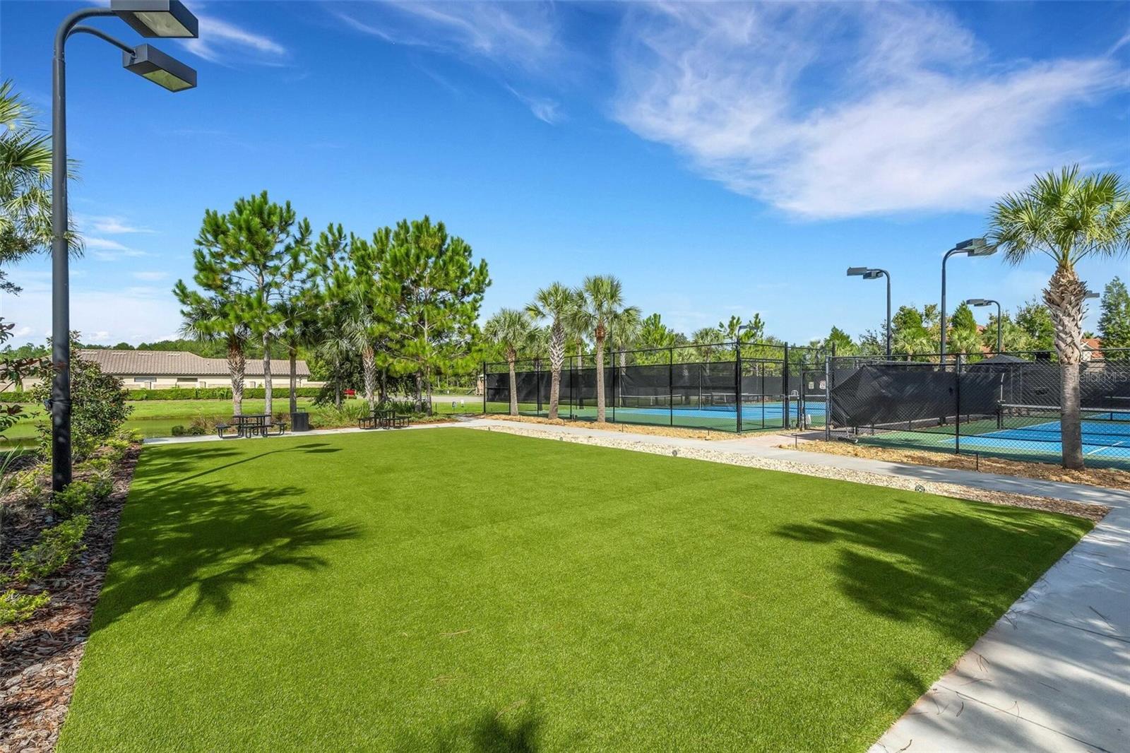 8413 ALBERATA VISTA DR — photo 36