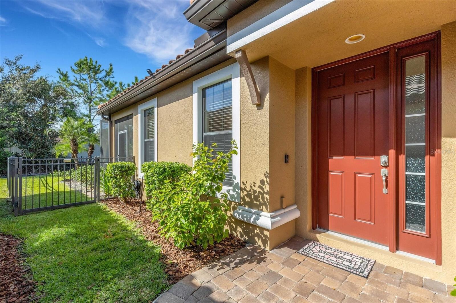 8413 ALBERATA VISTA DR — photo 4